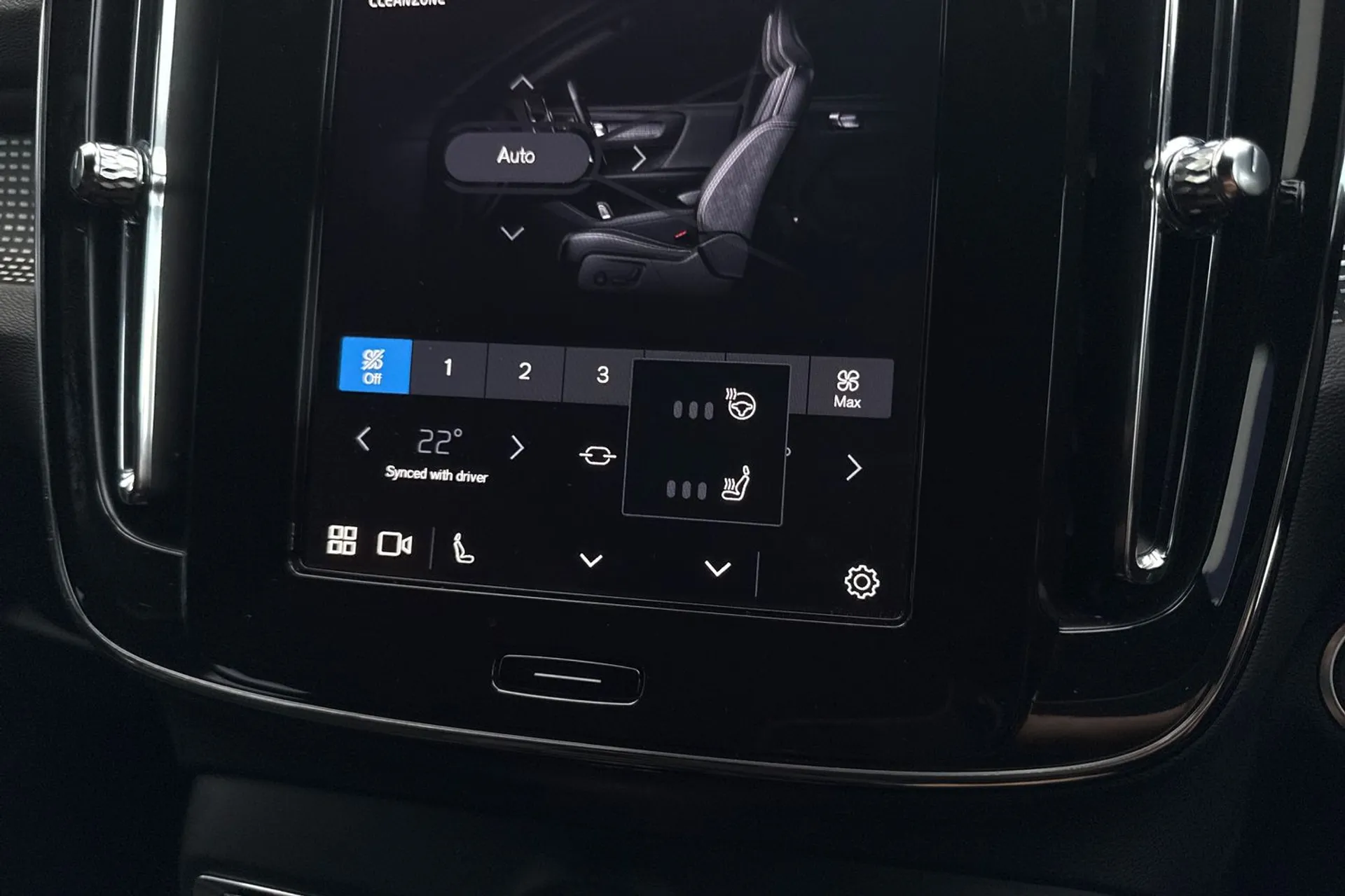 Volvo XC40 thumbnail image number 39