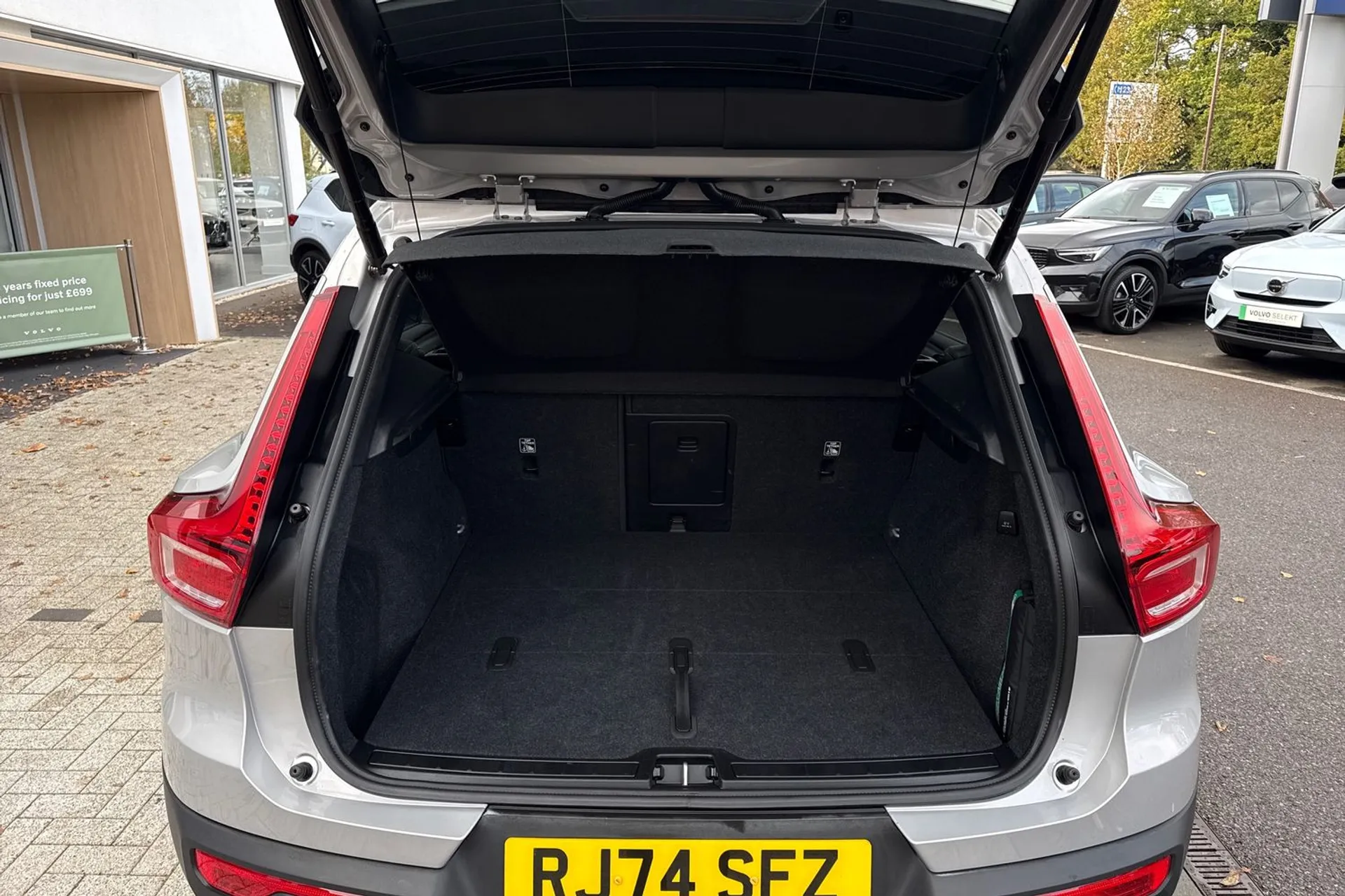 Volvo XC40 thumbnail image number 20