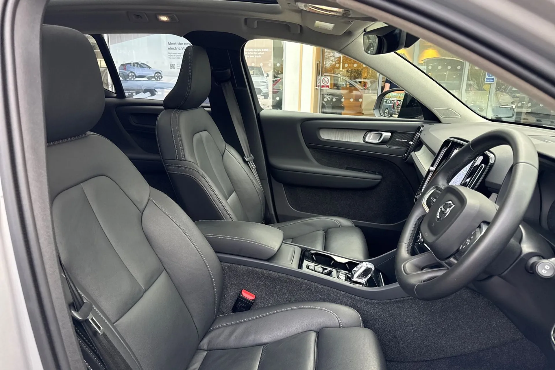 Volvo XC40 thumbnail image number 26