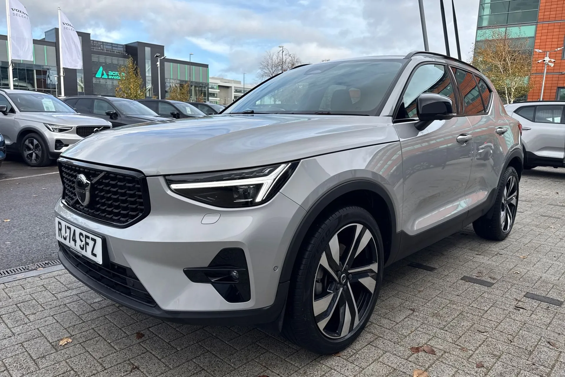Volvo XC40 thumbnail image number 12
