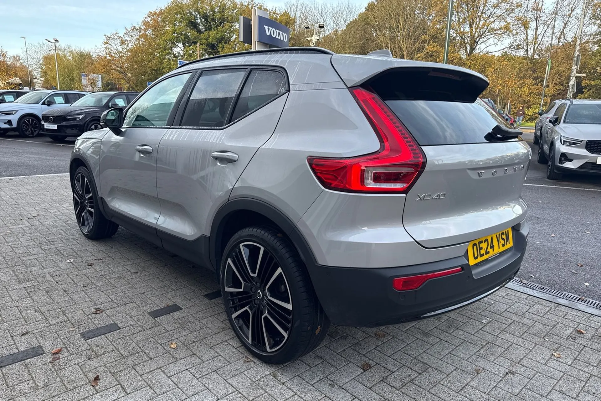 Volvo XC40 thumbnail image number 10