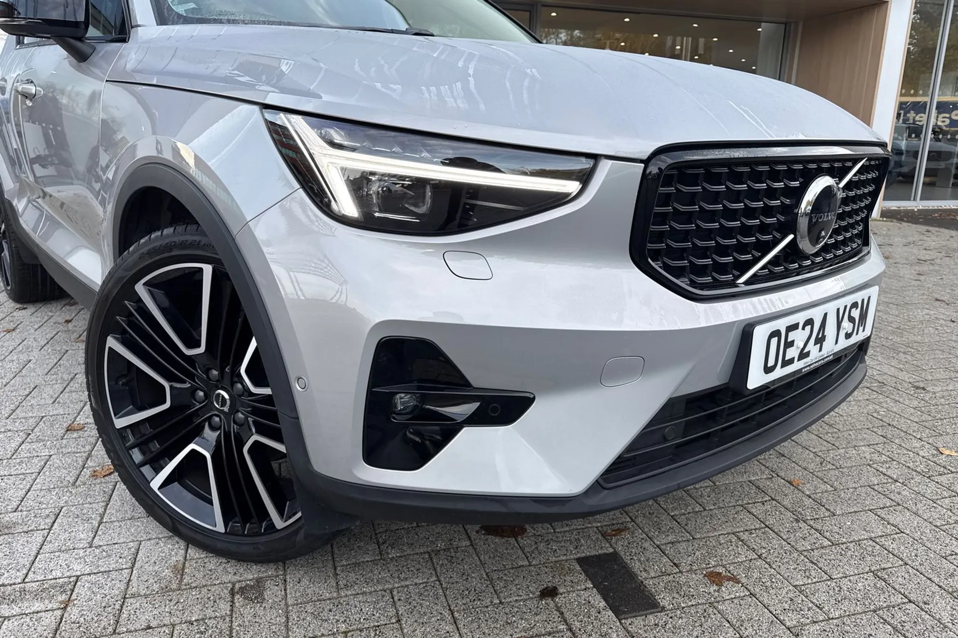 Volvo XC40 thumbnail image number 7