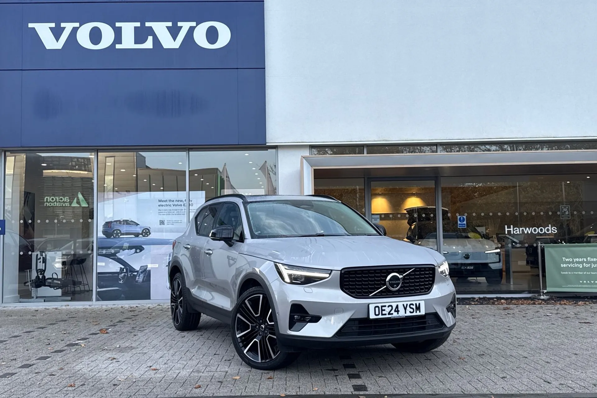 Volvo XC40 focused image