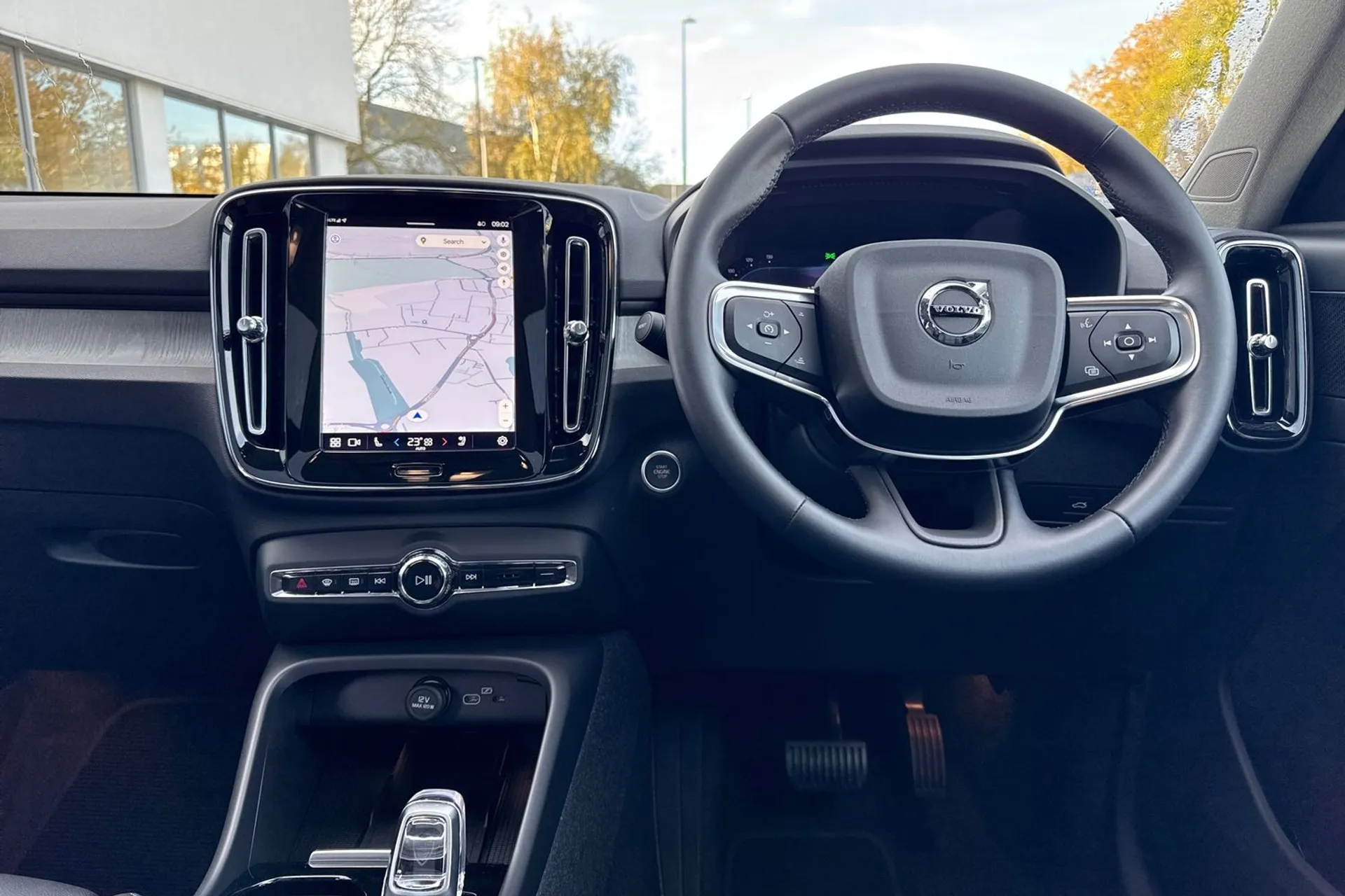 Volvo XC40 thumbnail image number 34