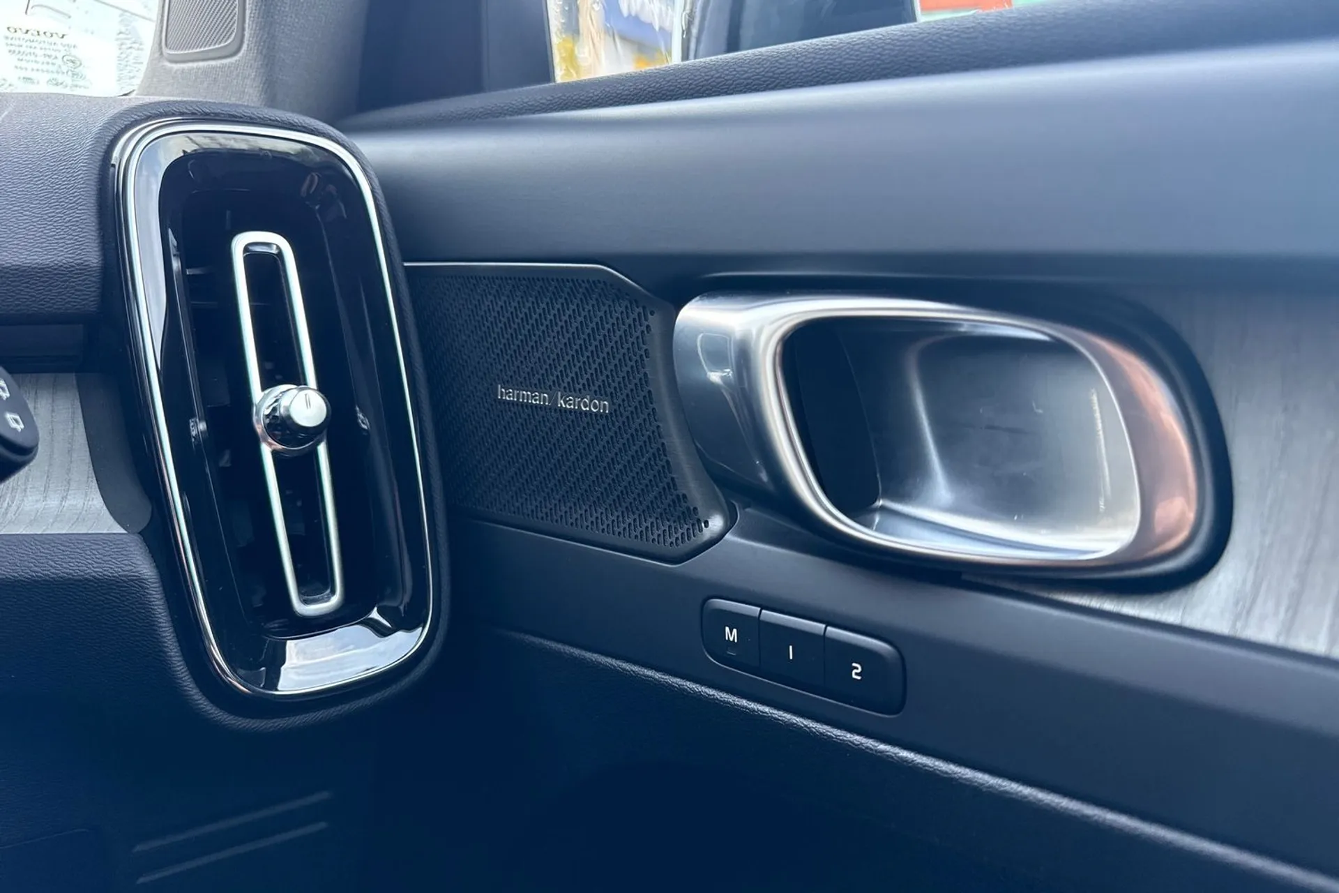 Volvo XC40 thumbnail image number 42