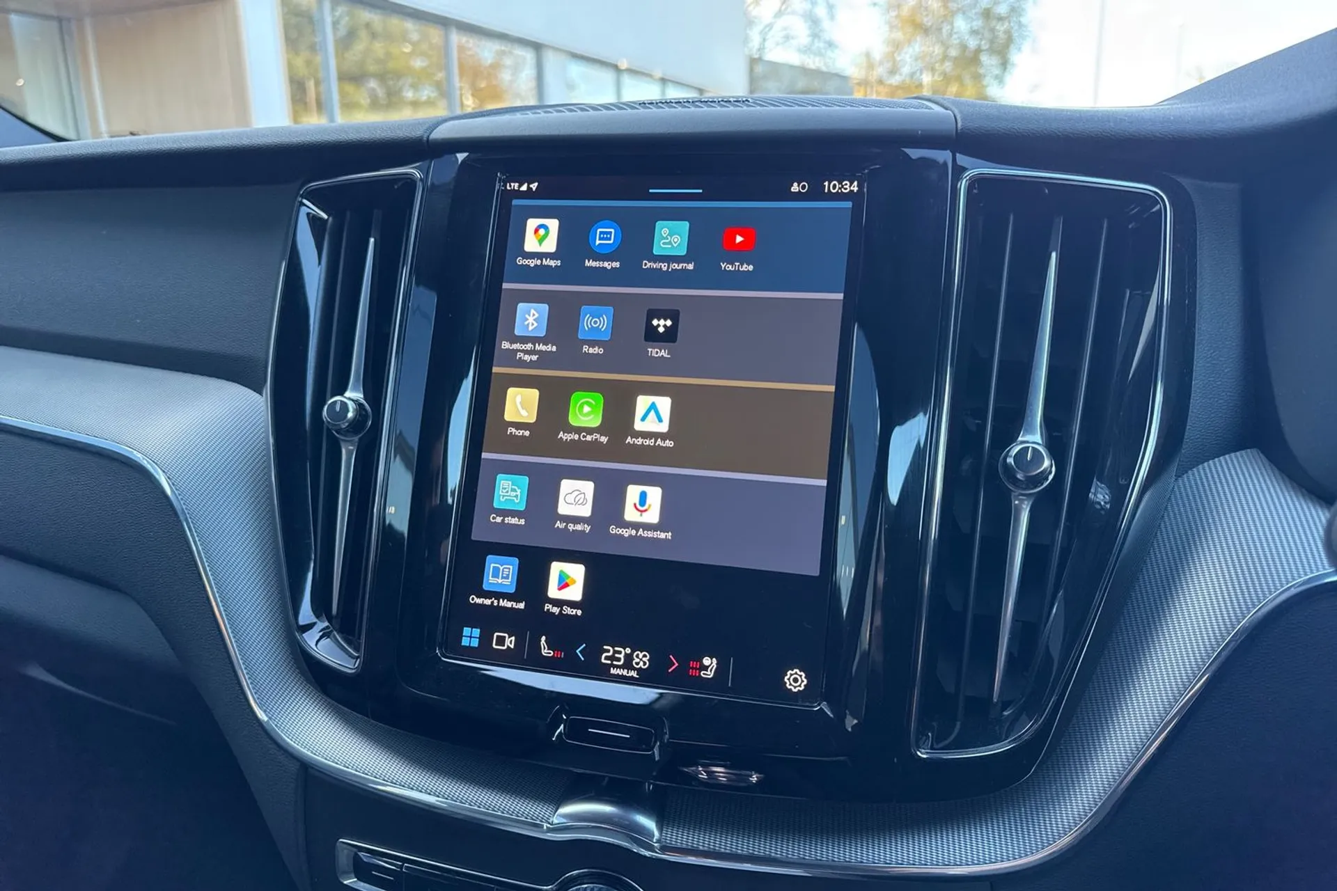 Volvo XC60 thumbnail image number 42