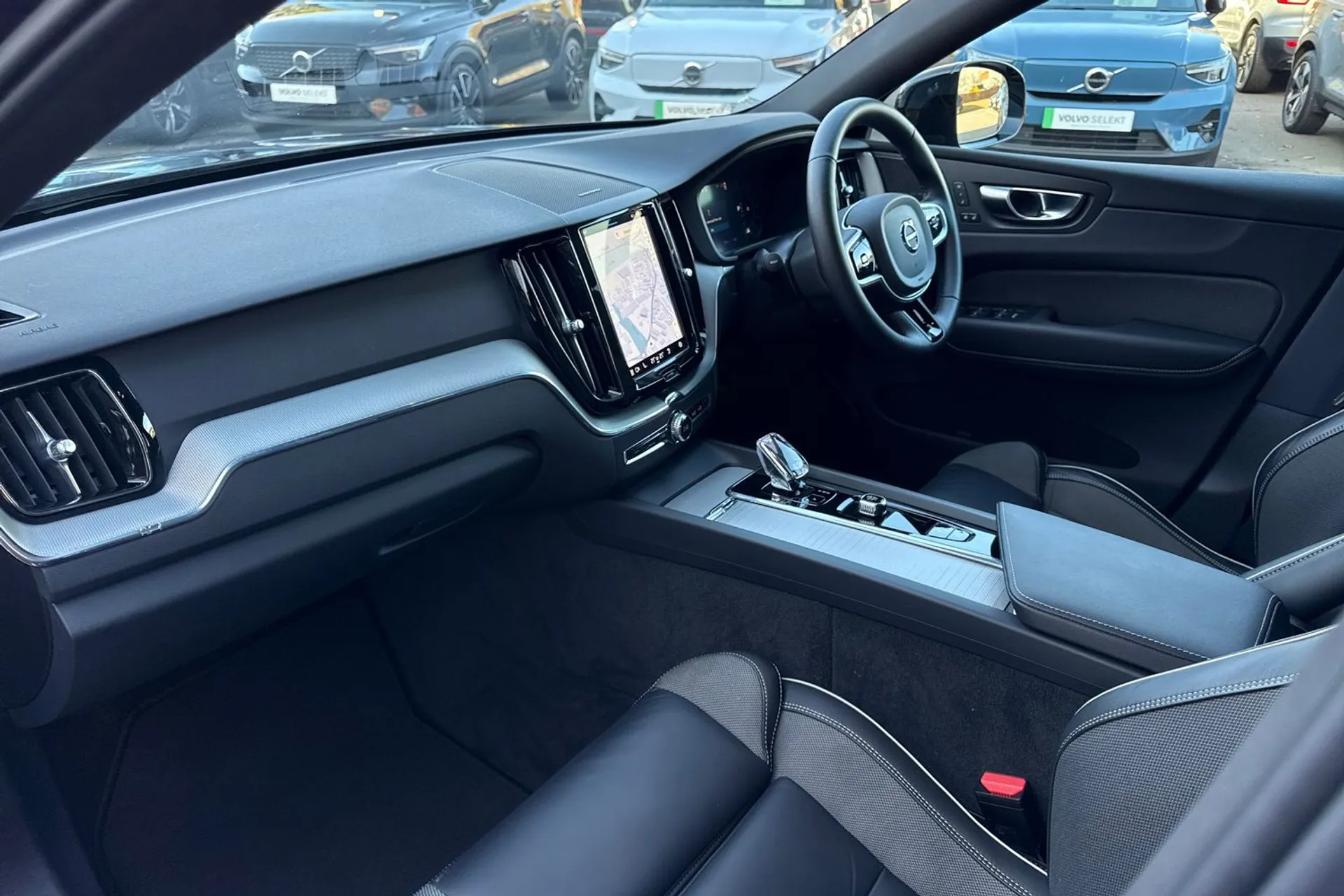 Volvo XC60 thumbnail image number 27