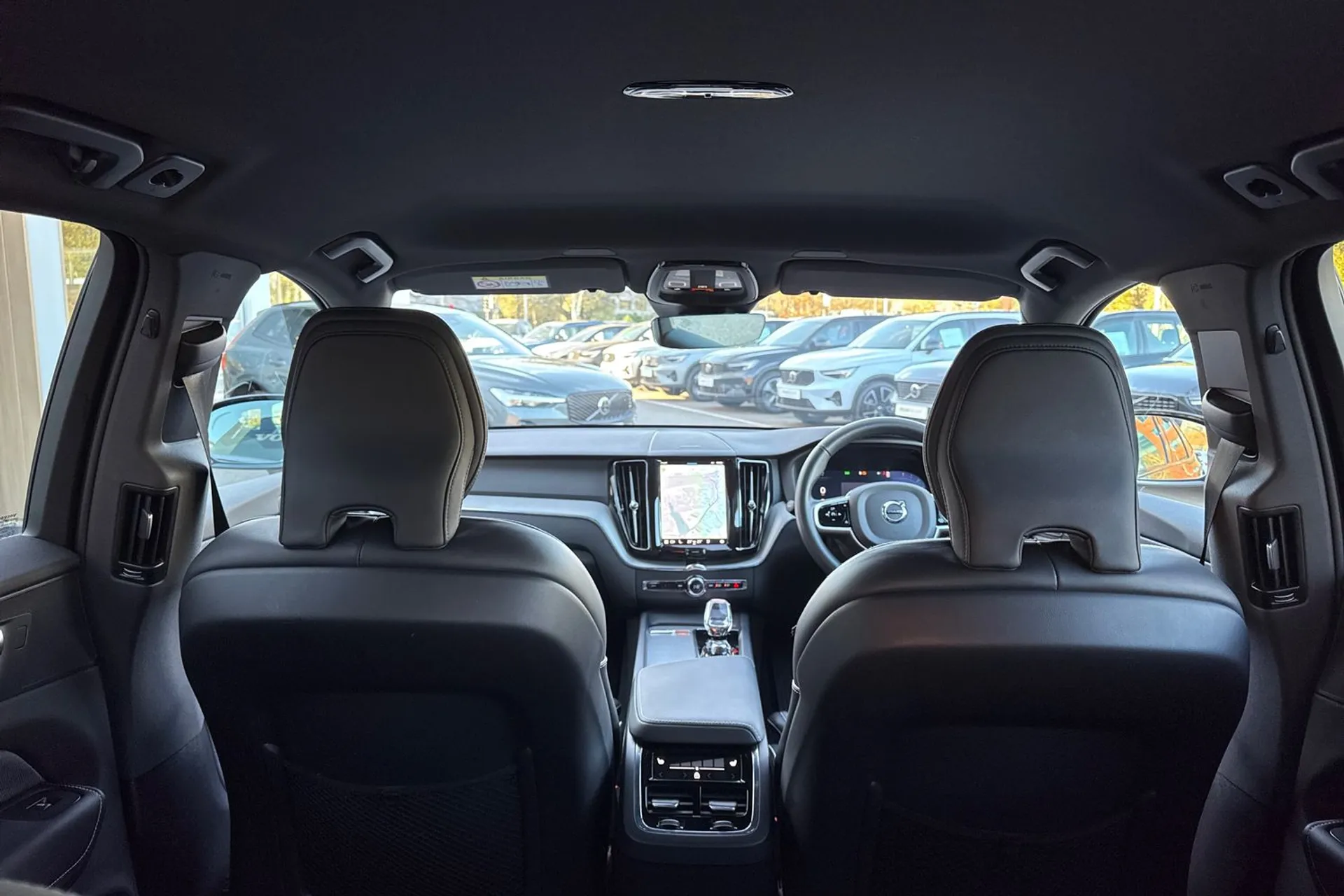 Volvo XC60 thumbnail image number 22