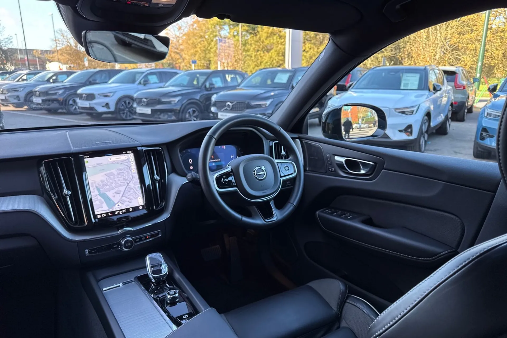 Volvo XC60 thumbnail image number 34