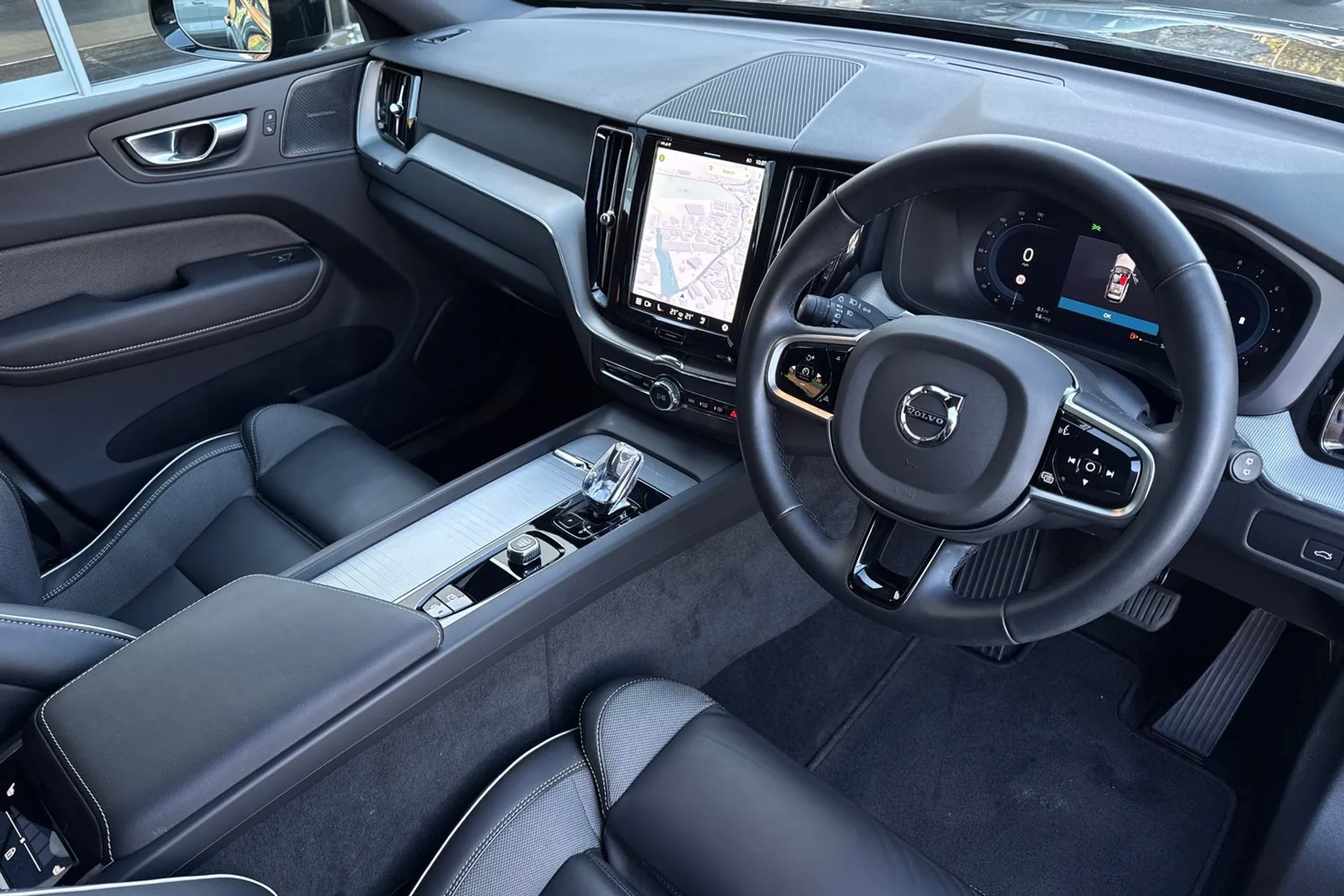 Volvo XC60 thumbnail image number 6