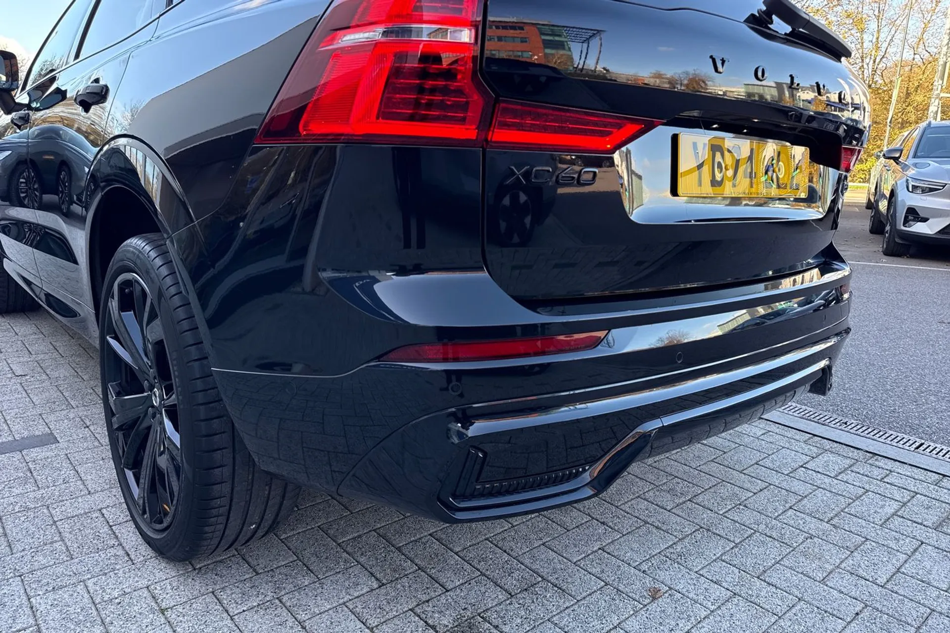 Volvo XC60 thumbnail image number 18