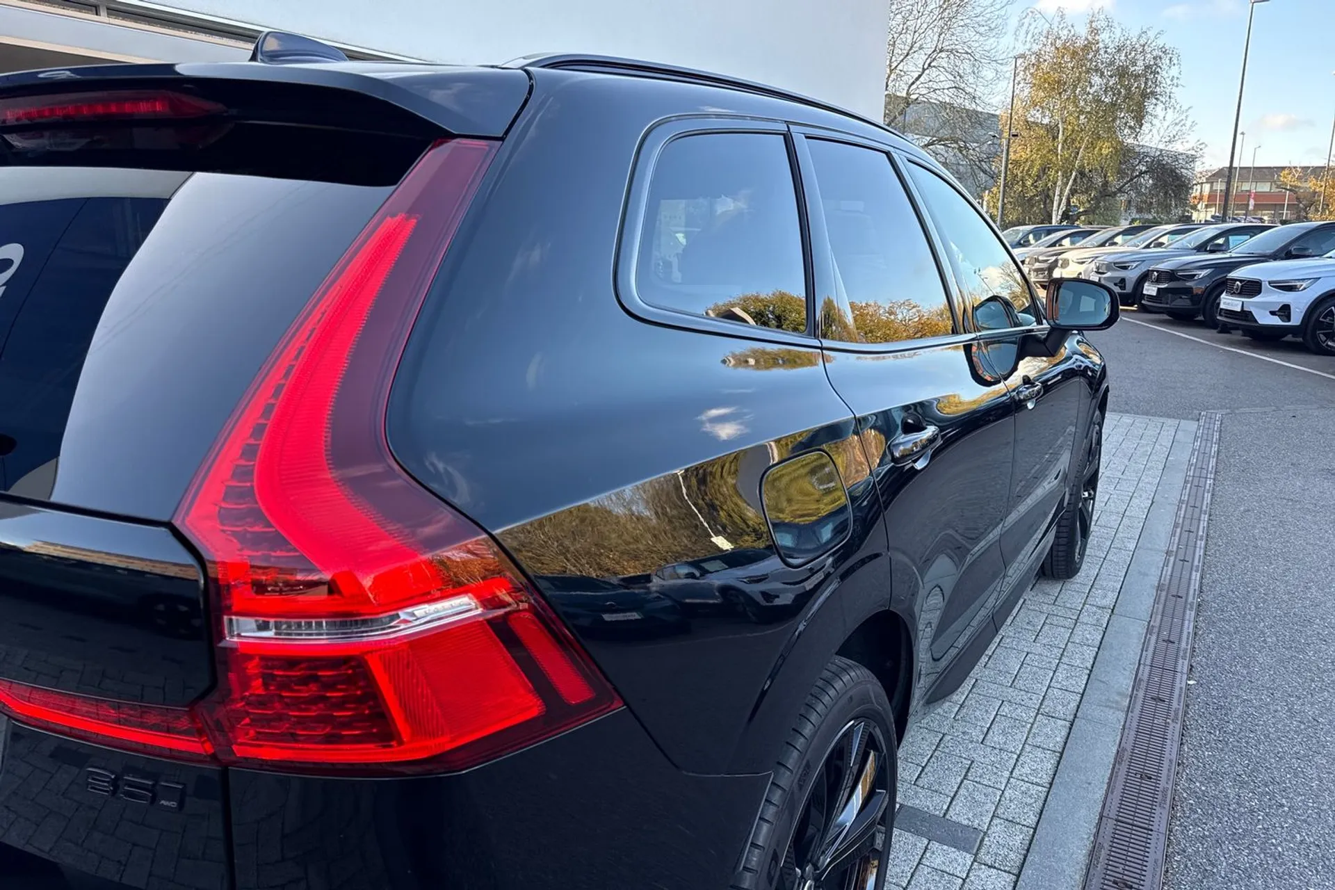 Volvo XC60 thumbnail image number 15