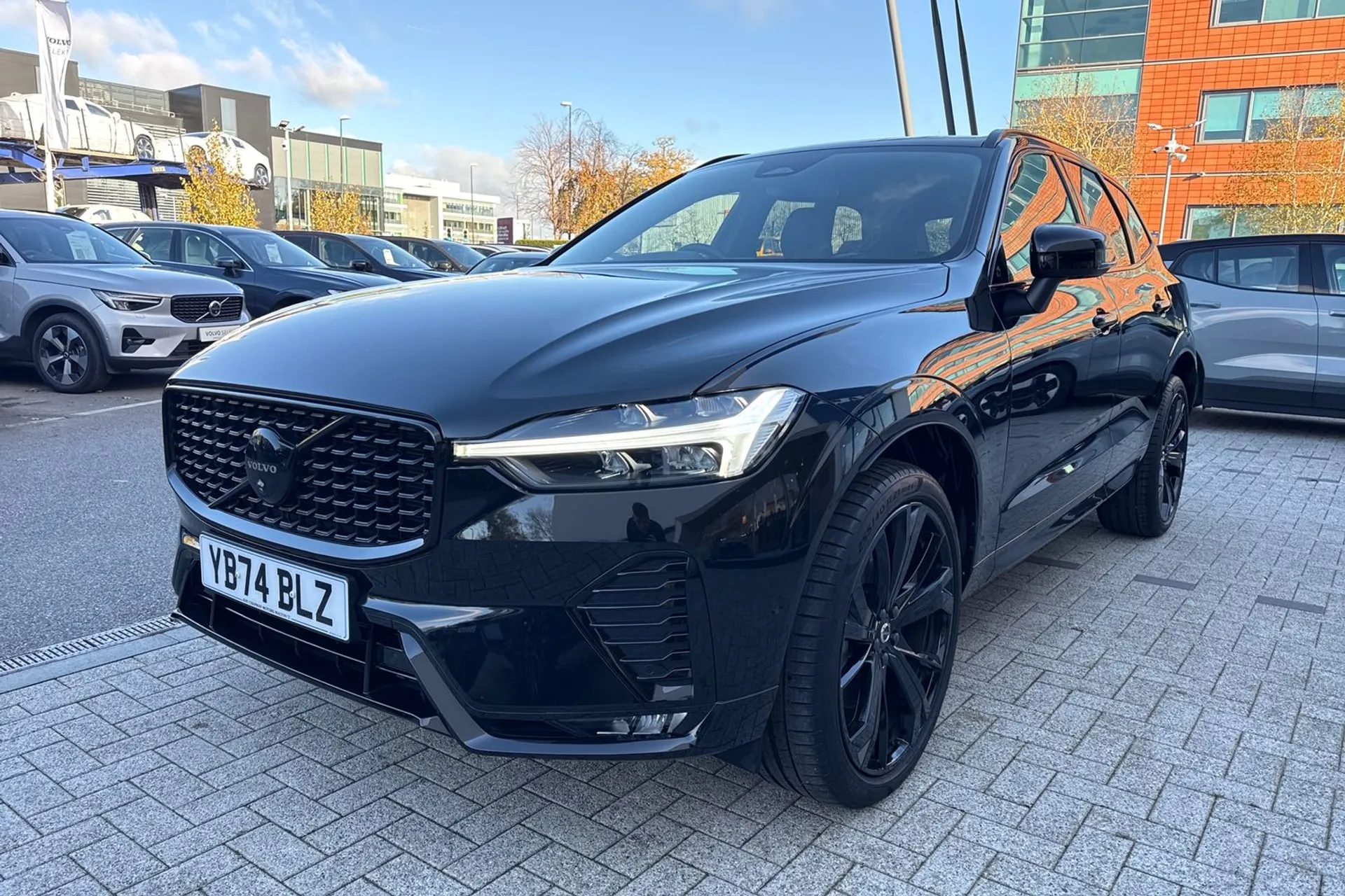 Volvo XC60 thumbnail image number 12