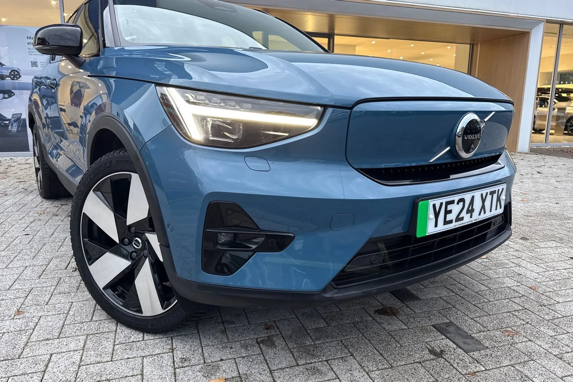 Volvo XC40 thumbnail image number 7