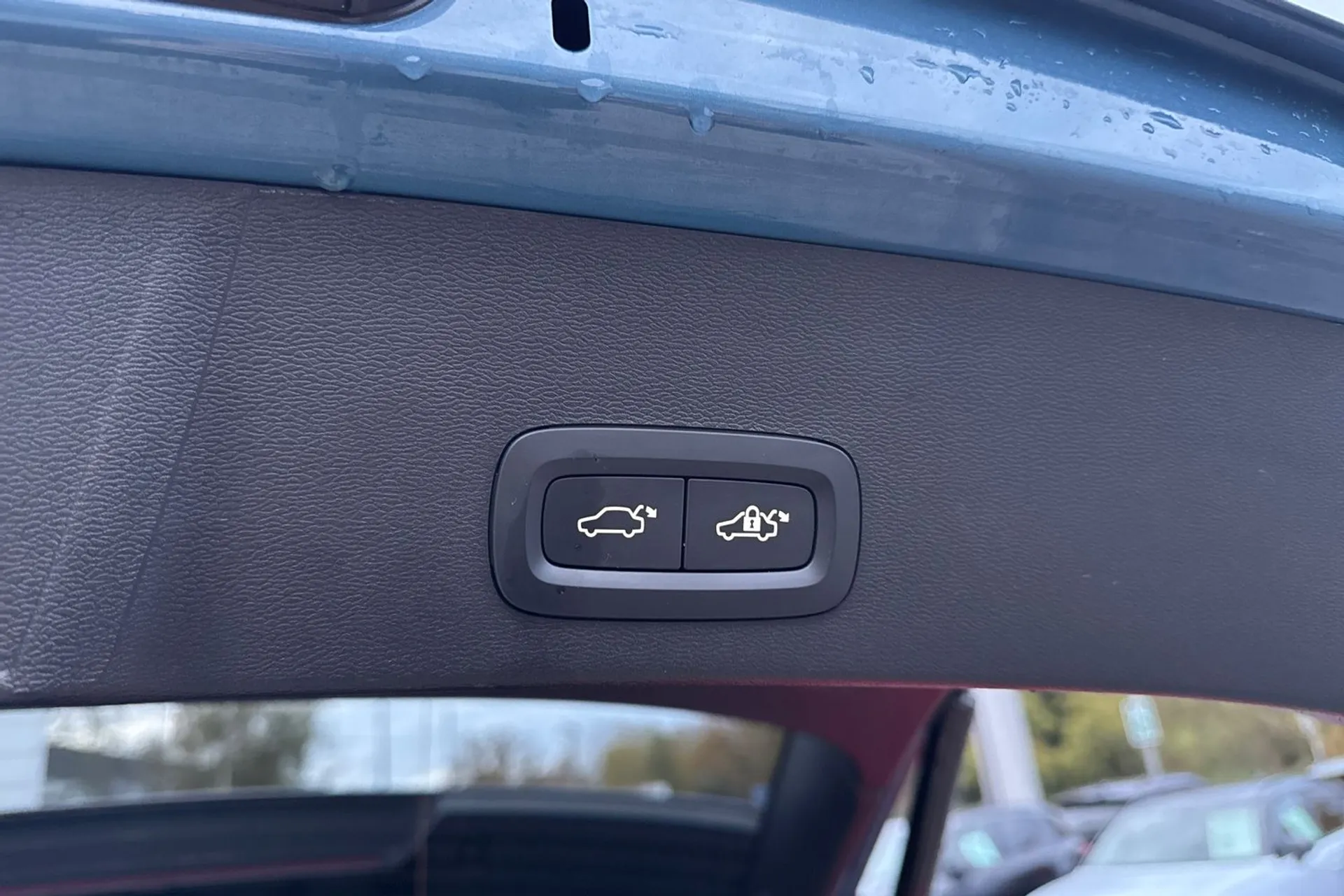 Volvo XC40 thumbnail image number 21