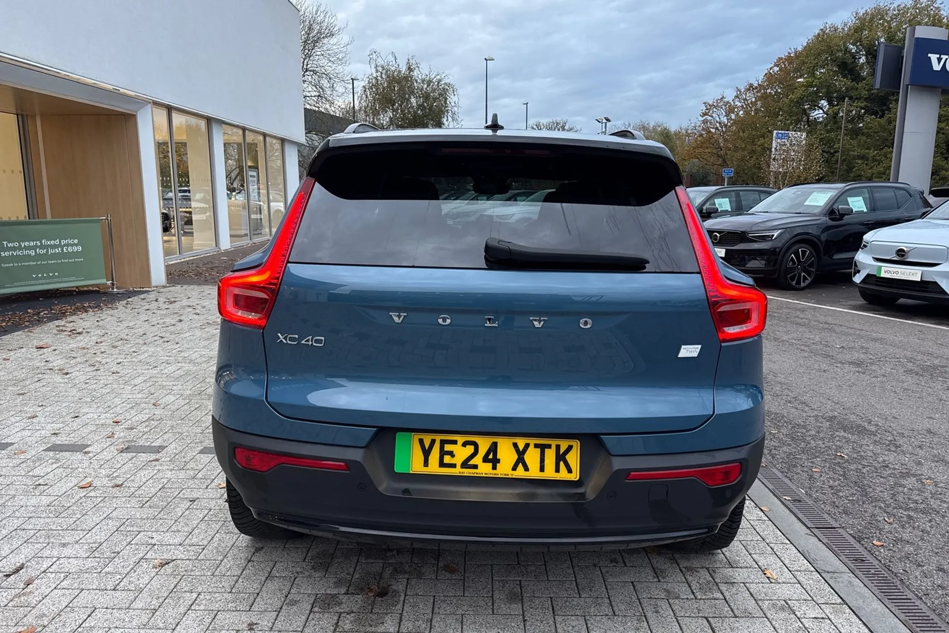 Volvo XC40 thumbnail image number 9