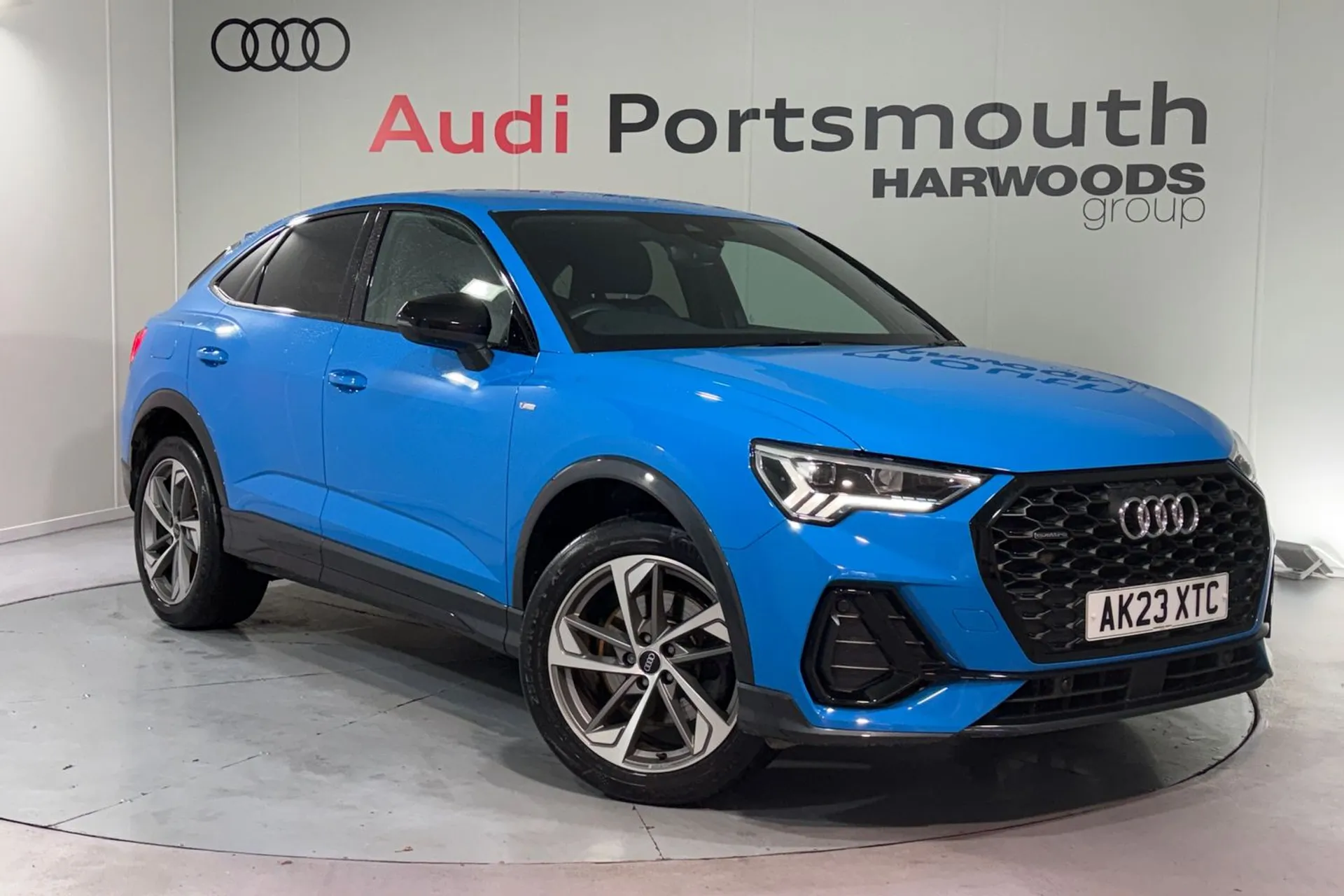 Audi Q3 focused image