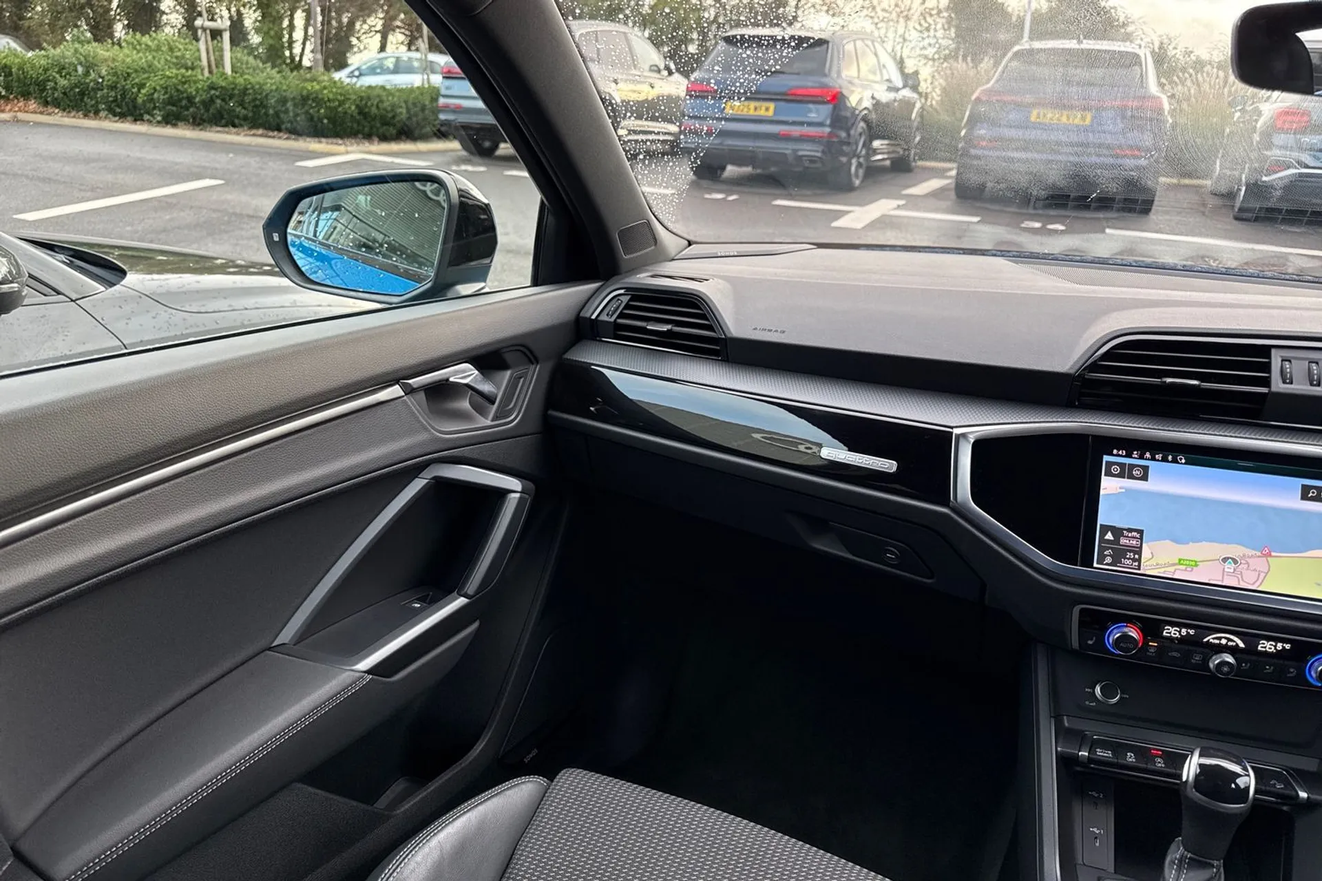 Audi Q3 thumbnail image number 43