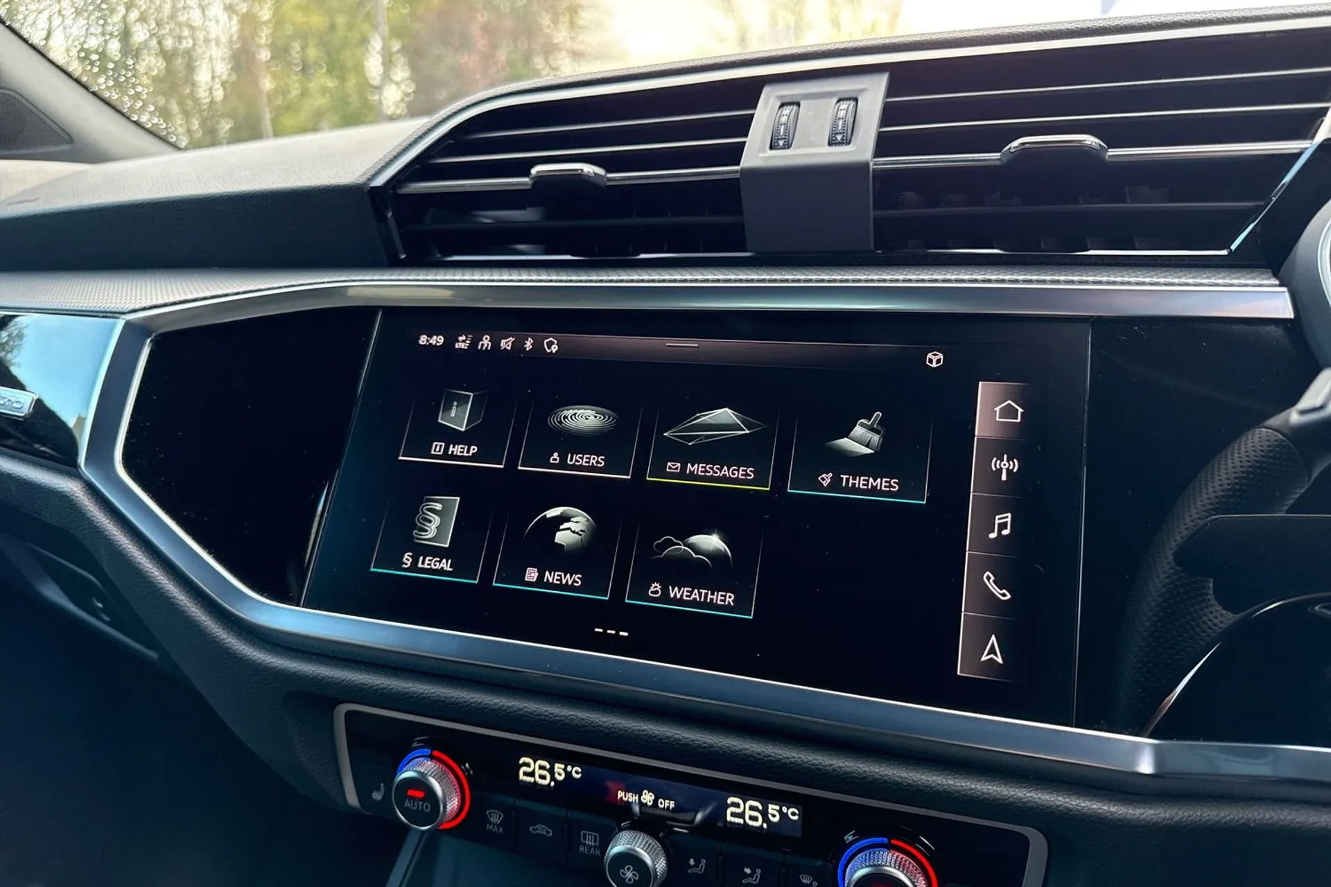 Audi Q3 thumbnail image number 37