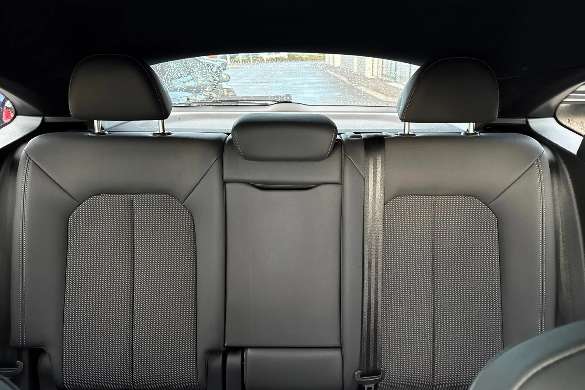 Audi Q3 thumbnail image number 42