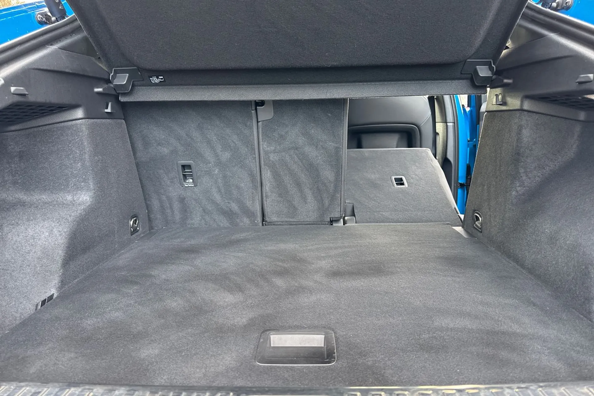 Audi Q3 thumbnail image number 26