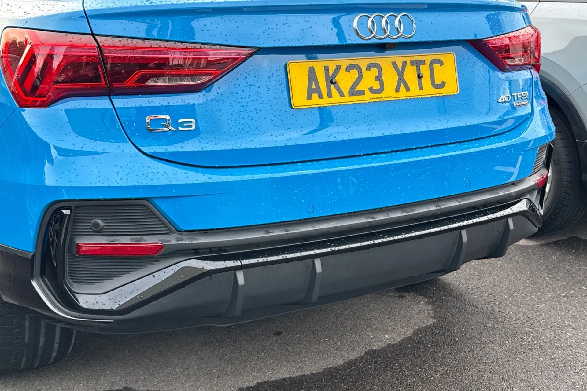 Audi Q3 thumbnail image number 19