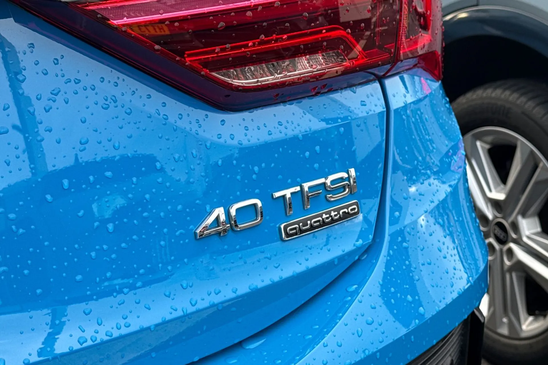 Audi Q3 thumbnail image number 11