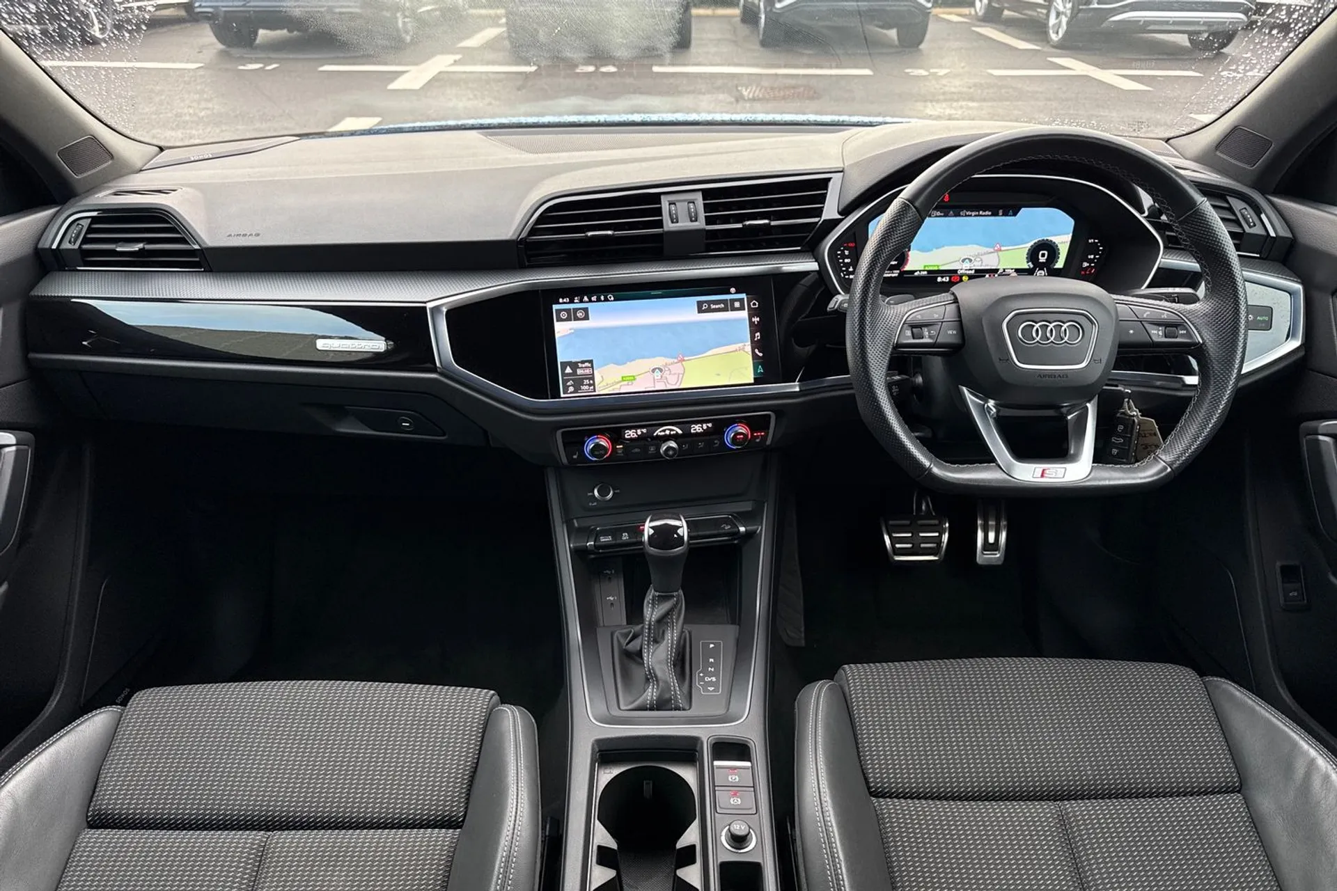 Audi Q3 thumbnail image number 3