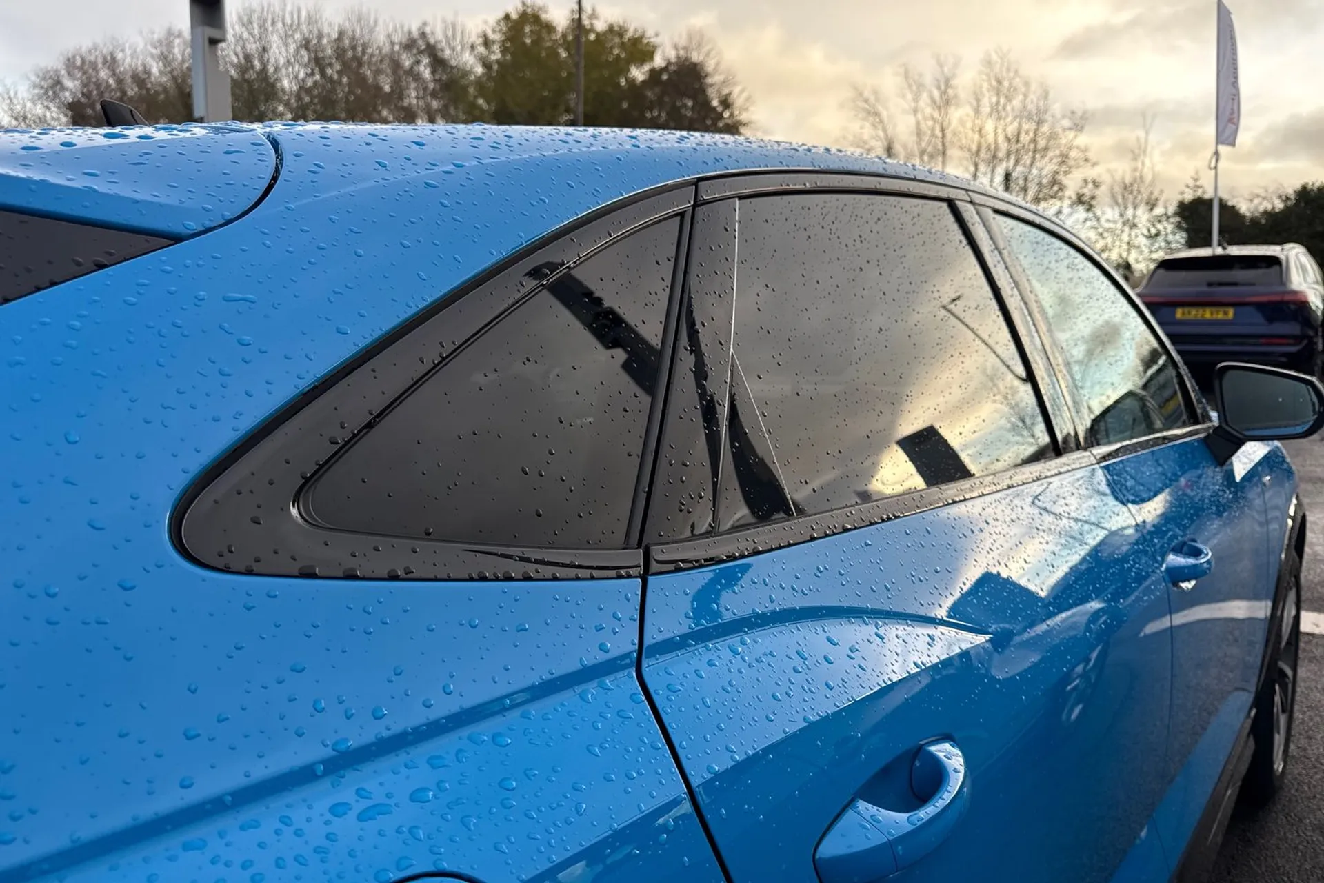 Audi Q3 thumbnail image number 16