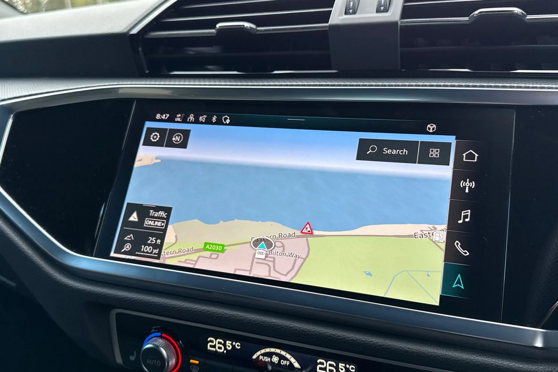 Audi Q3 thumbnail image number 4