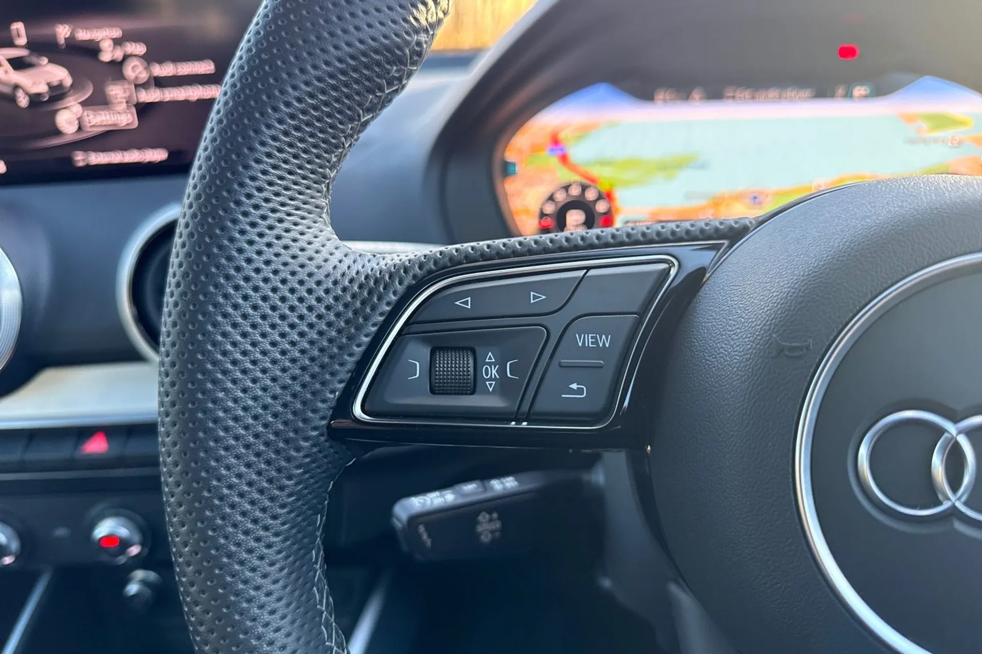 Audi Q2 thumbnail image number 43