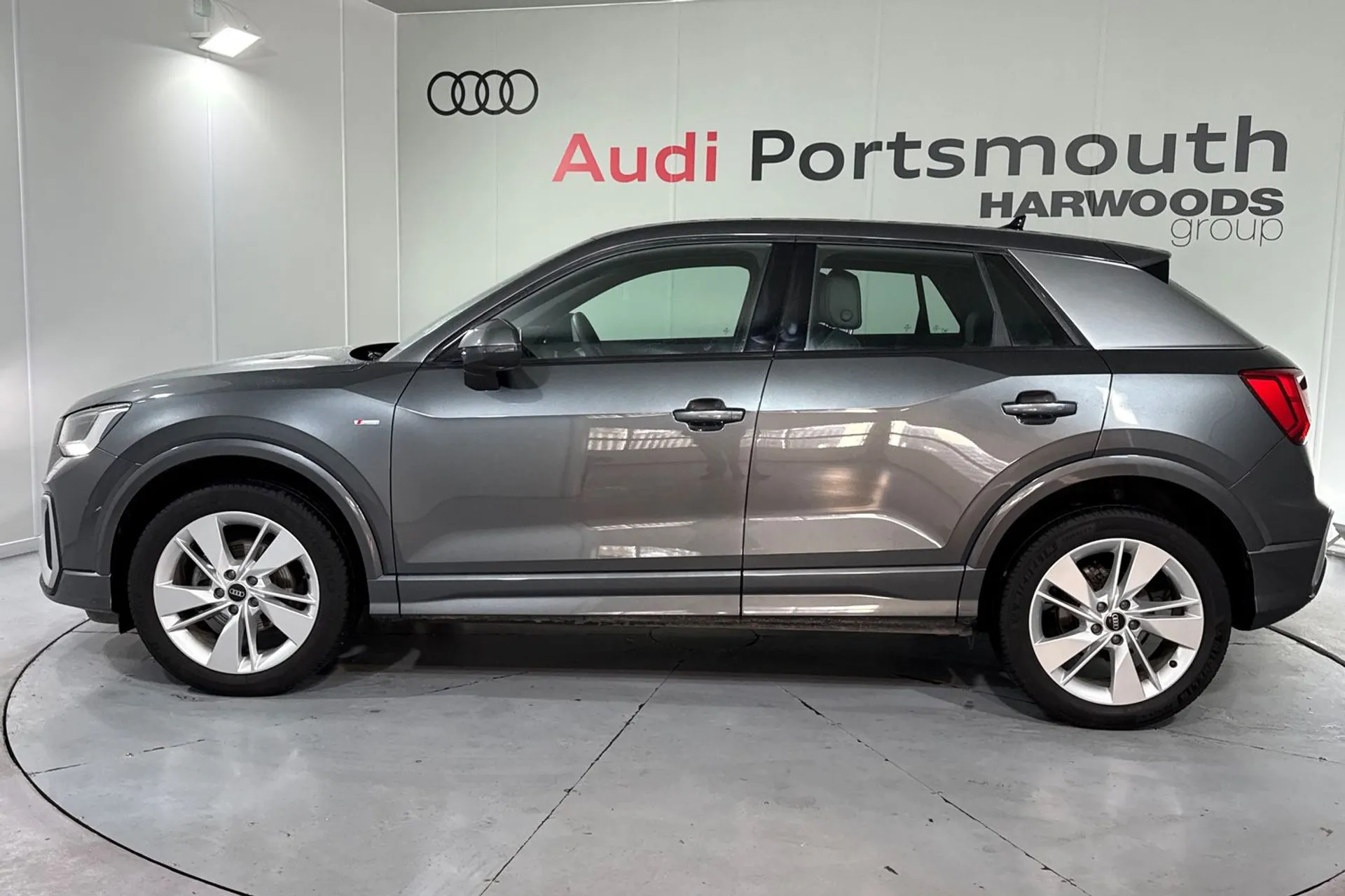 Audi Q2 thumbnail image number 8