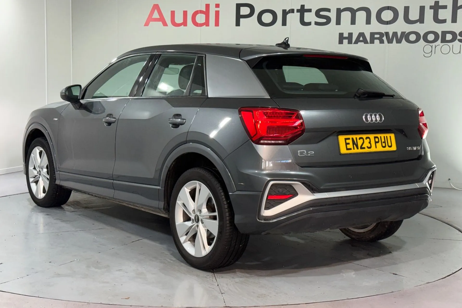 Audi Q2 thumbnail image number 11