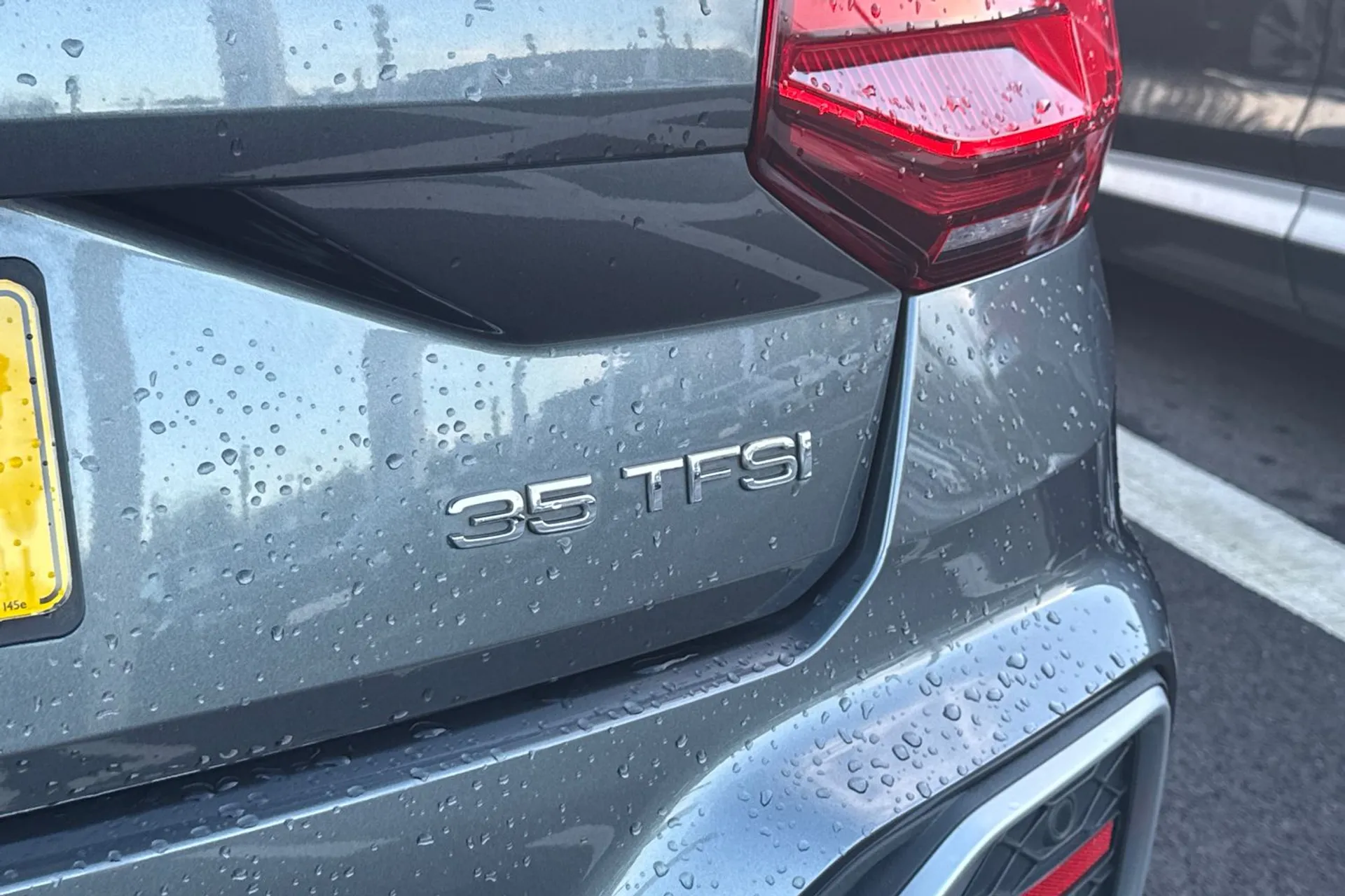 Audi Q2 thumbnail image number 29