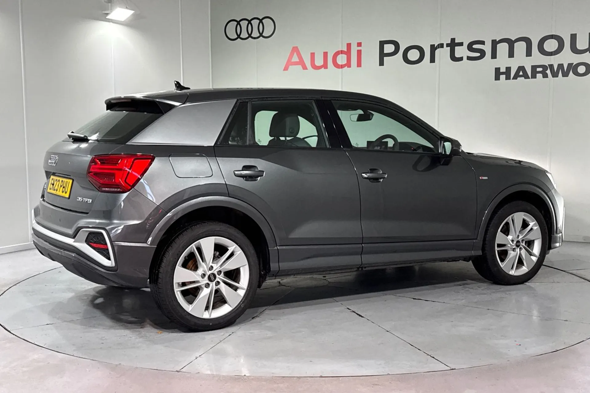 Audi Q2 thumbnail image number 10