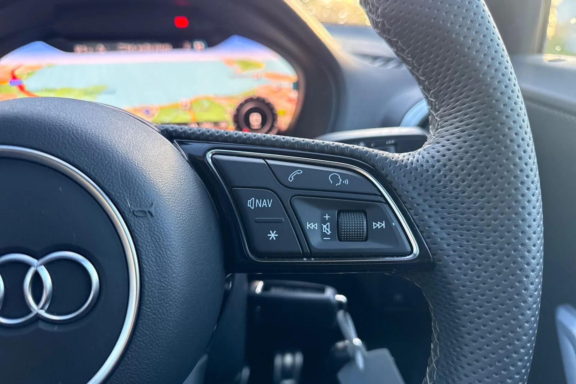 Audi Q2 thumbnail image number 44