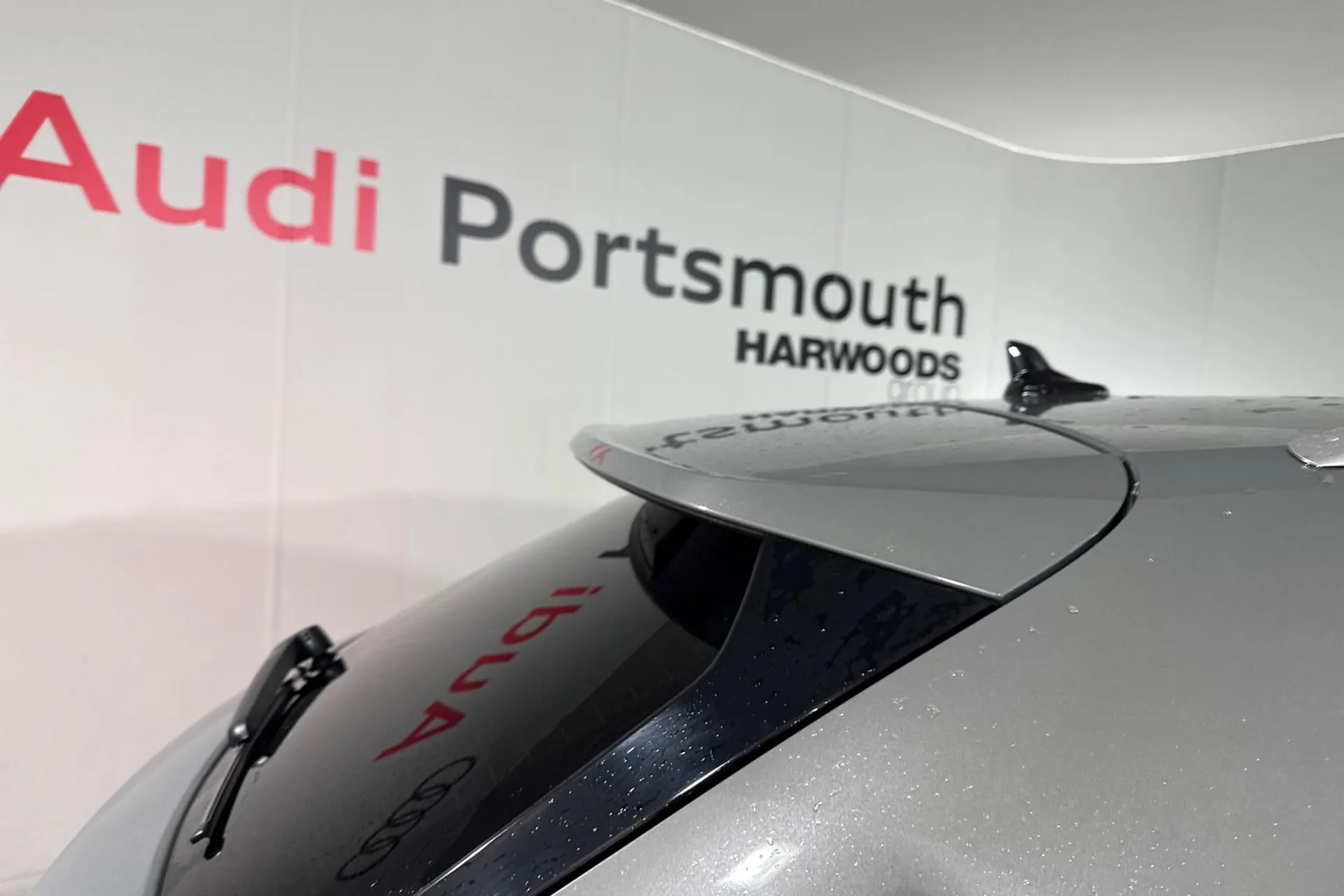 Audi Q3 thumbnail image number 15