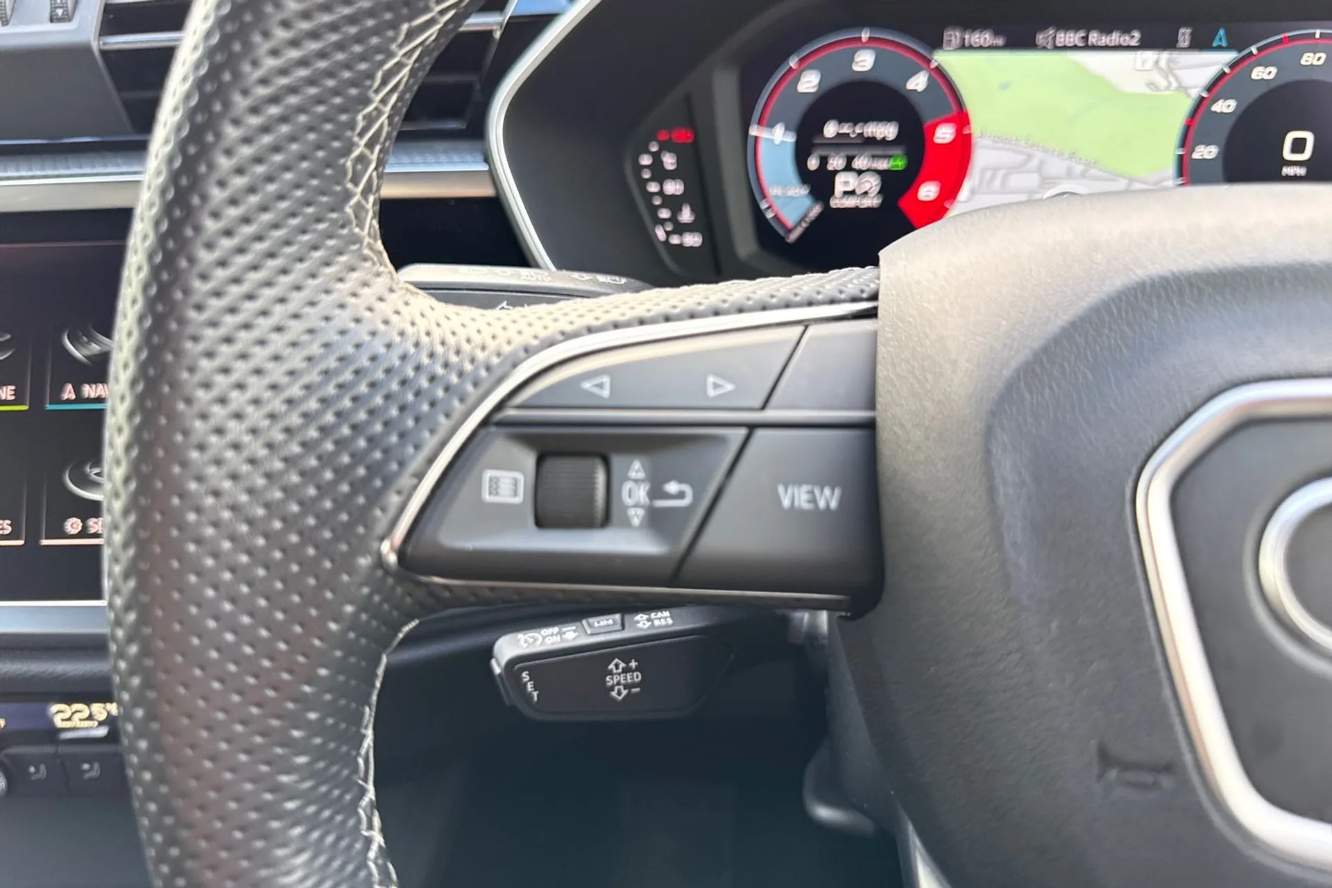 Audi Q3 thumbnail image number 47