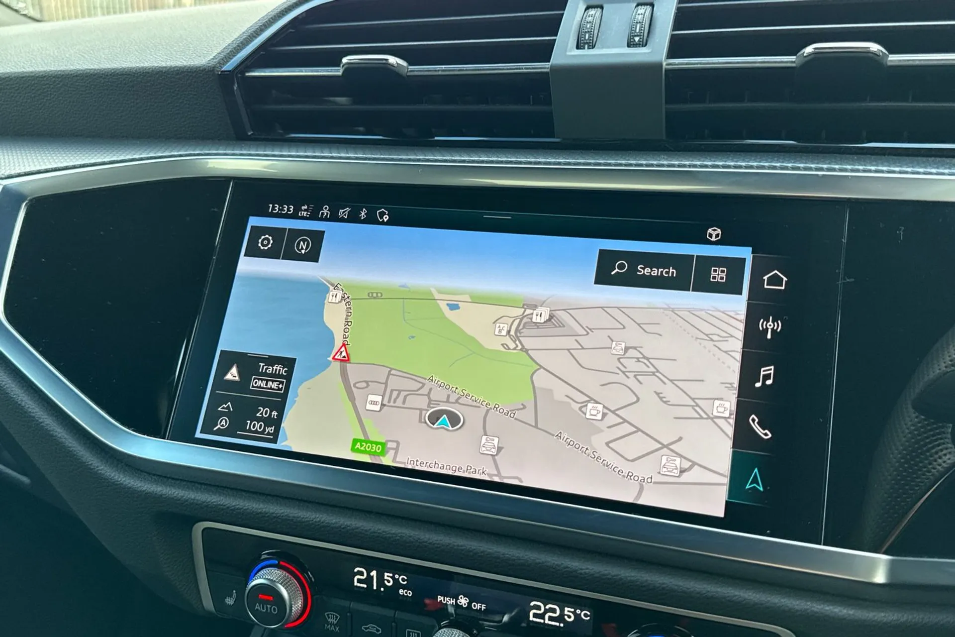 Audi Q3 thumbnail image number 4