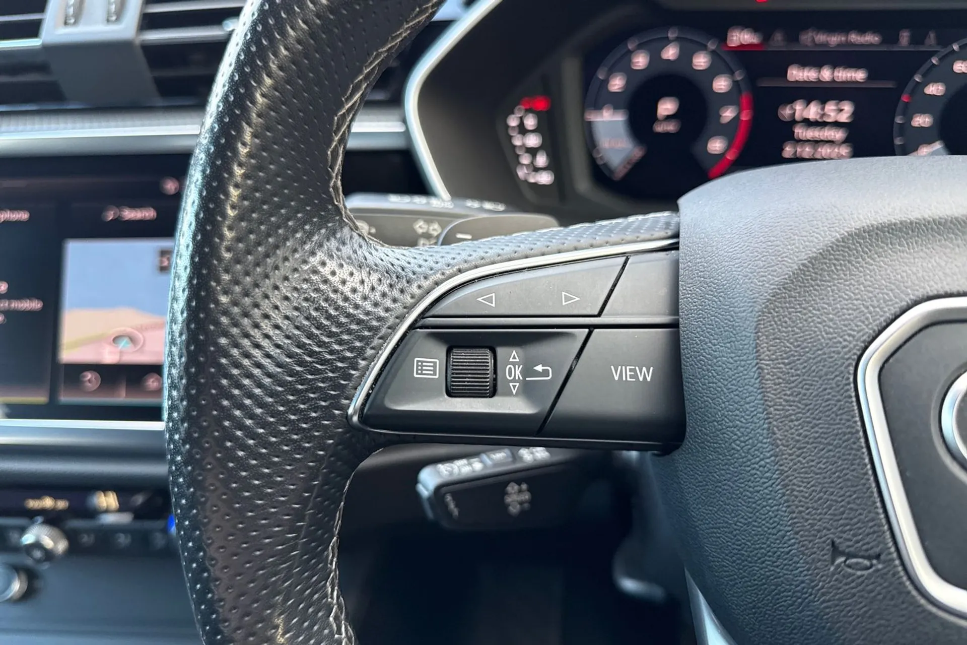 Audi Q3 thumbnail image number 47