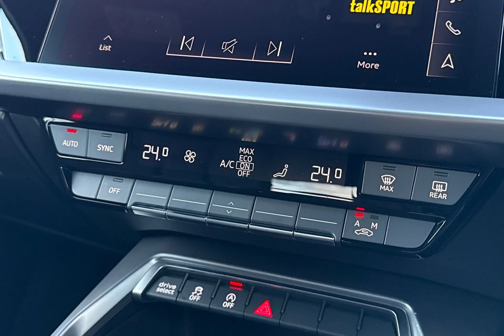 Audi A3 thumbnail image number 34