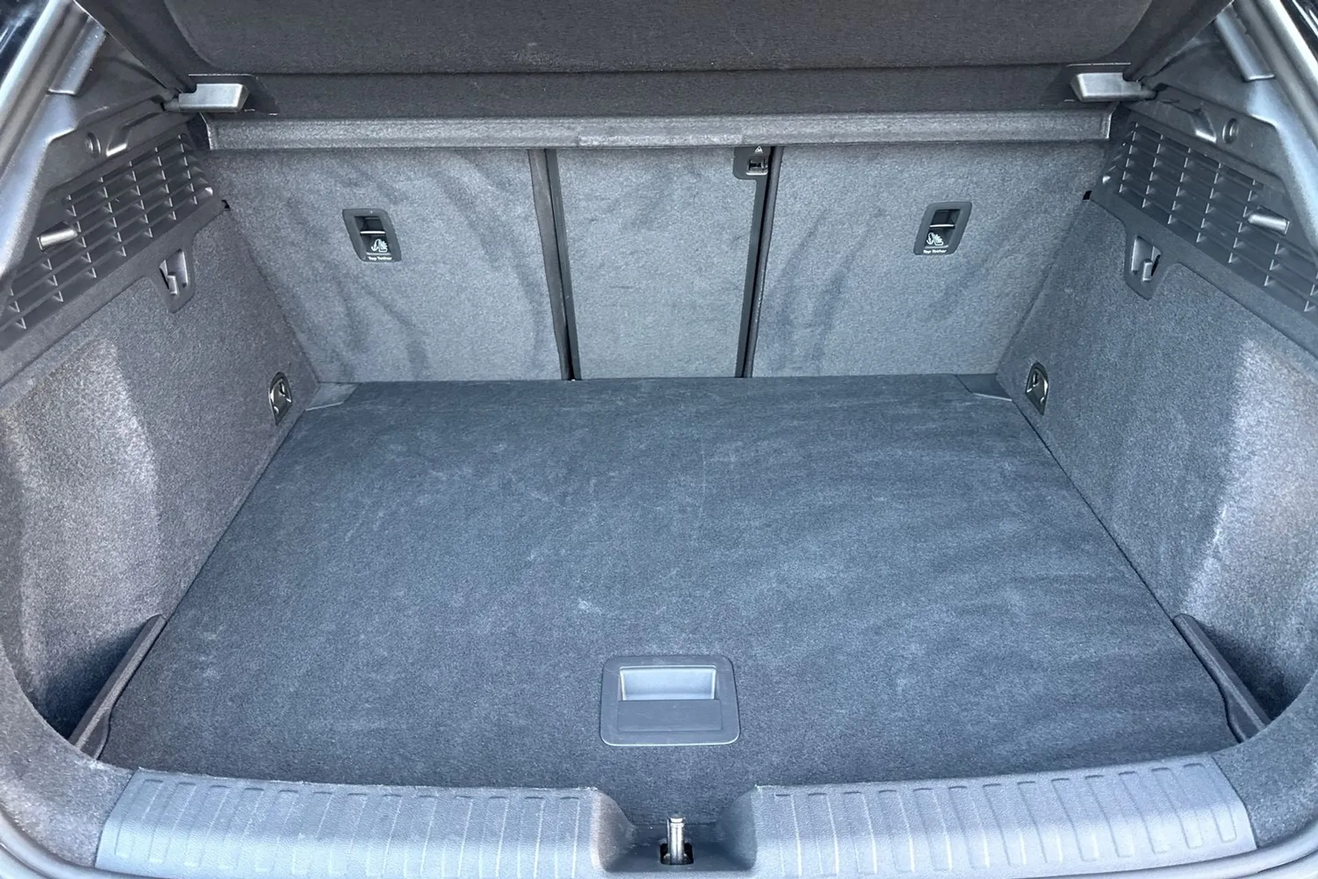 Audi A3 thumbnail image number 19