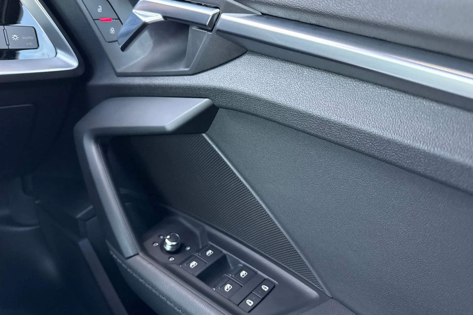 Audi A3 thumbnail image number 43