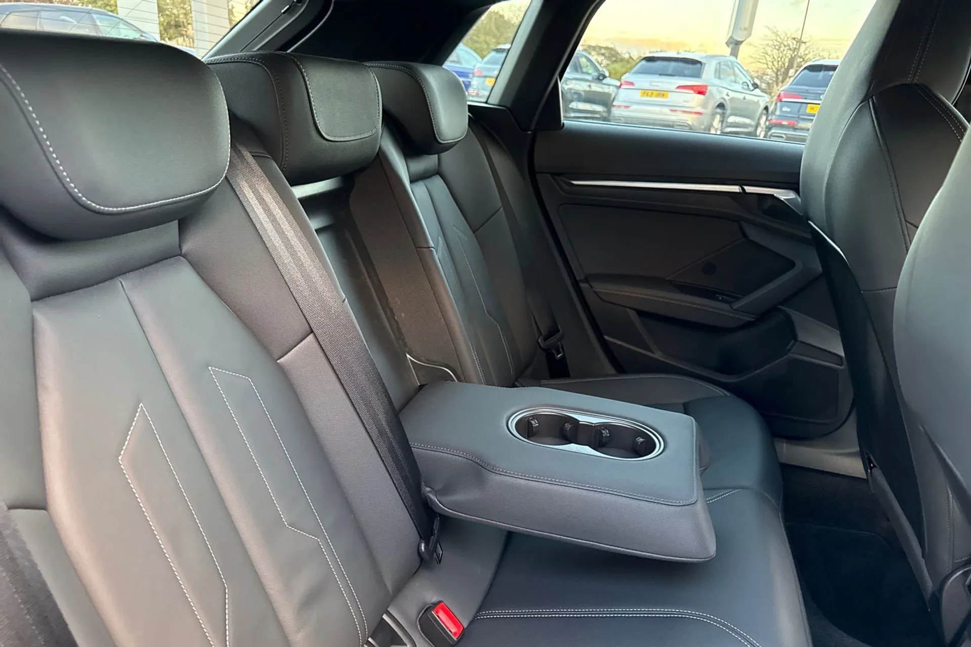 Audi A3 thumbnail image number 25