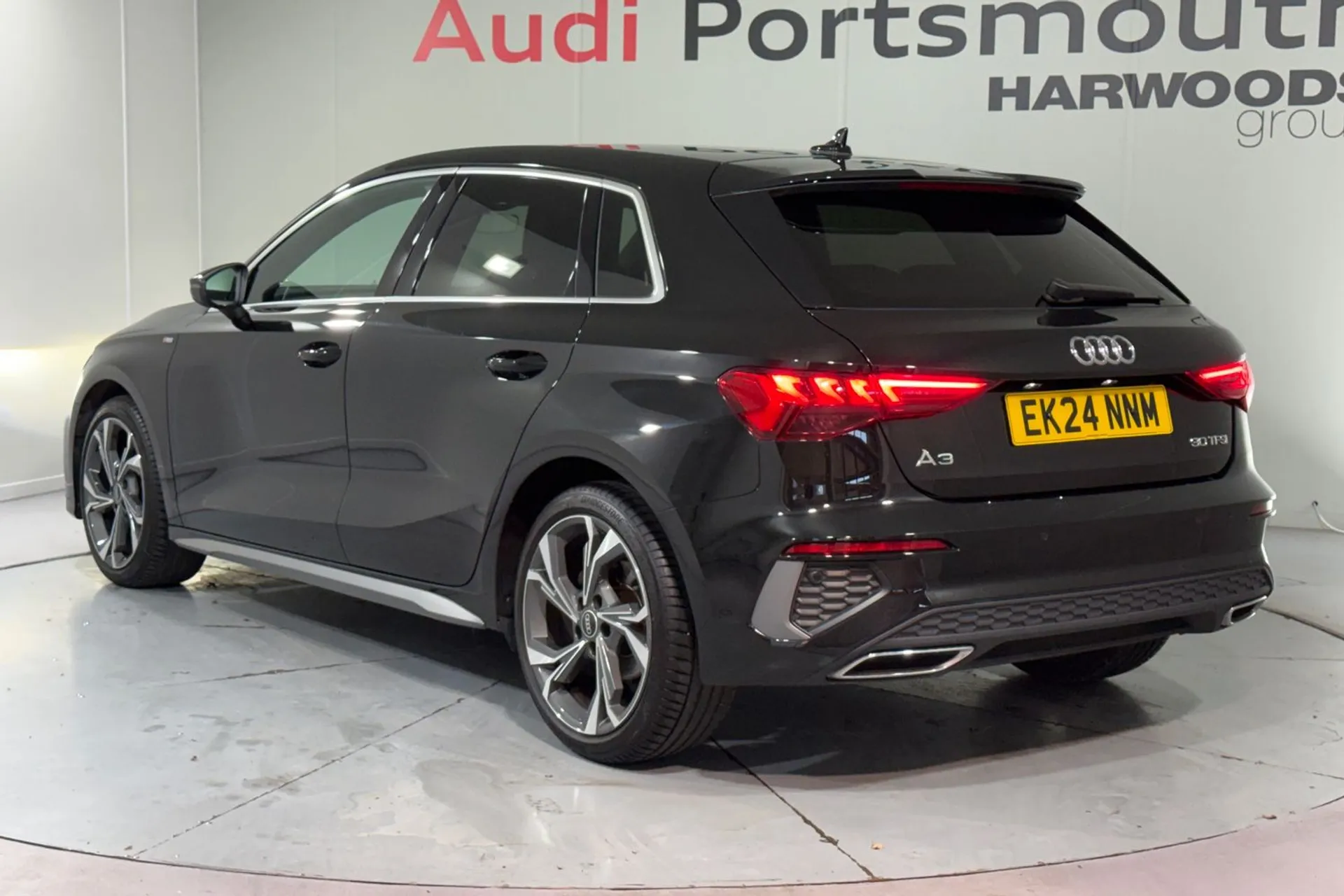 Audi A3 thumbnail image number 10