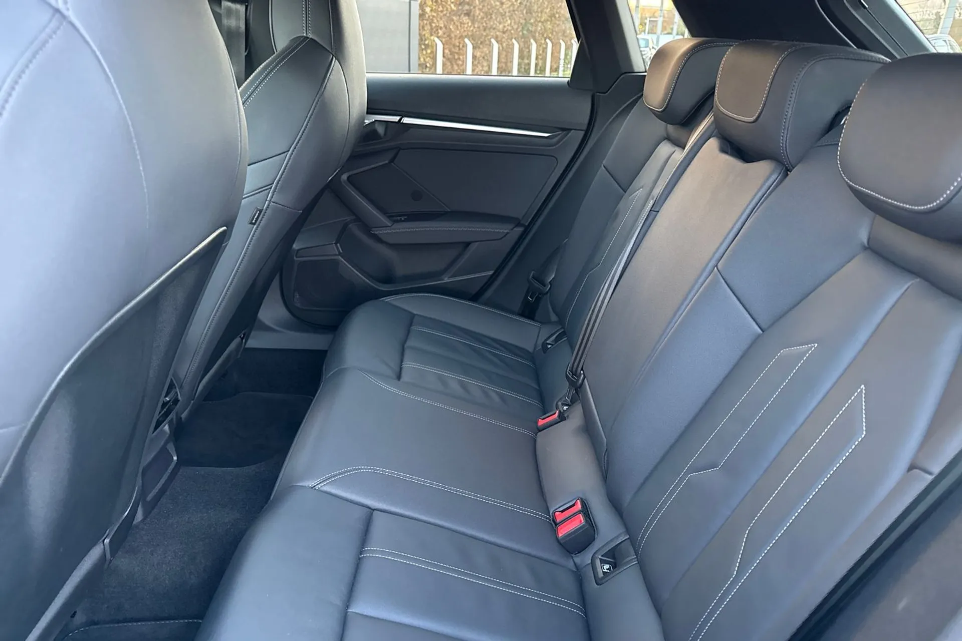 Audi A3 thumbnail image number 37