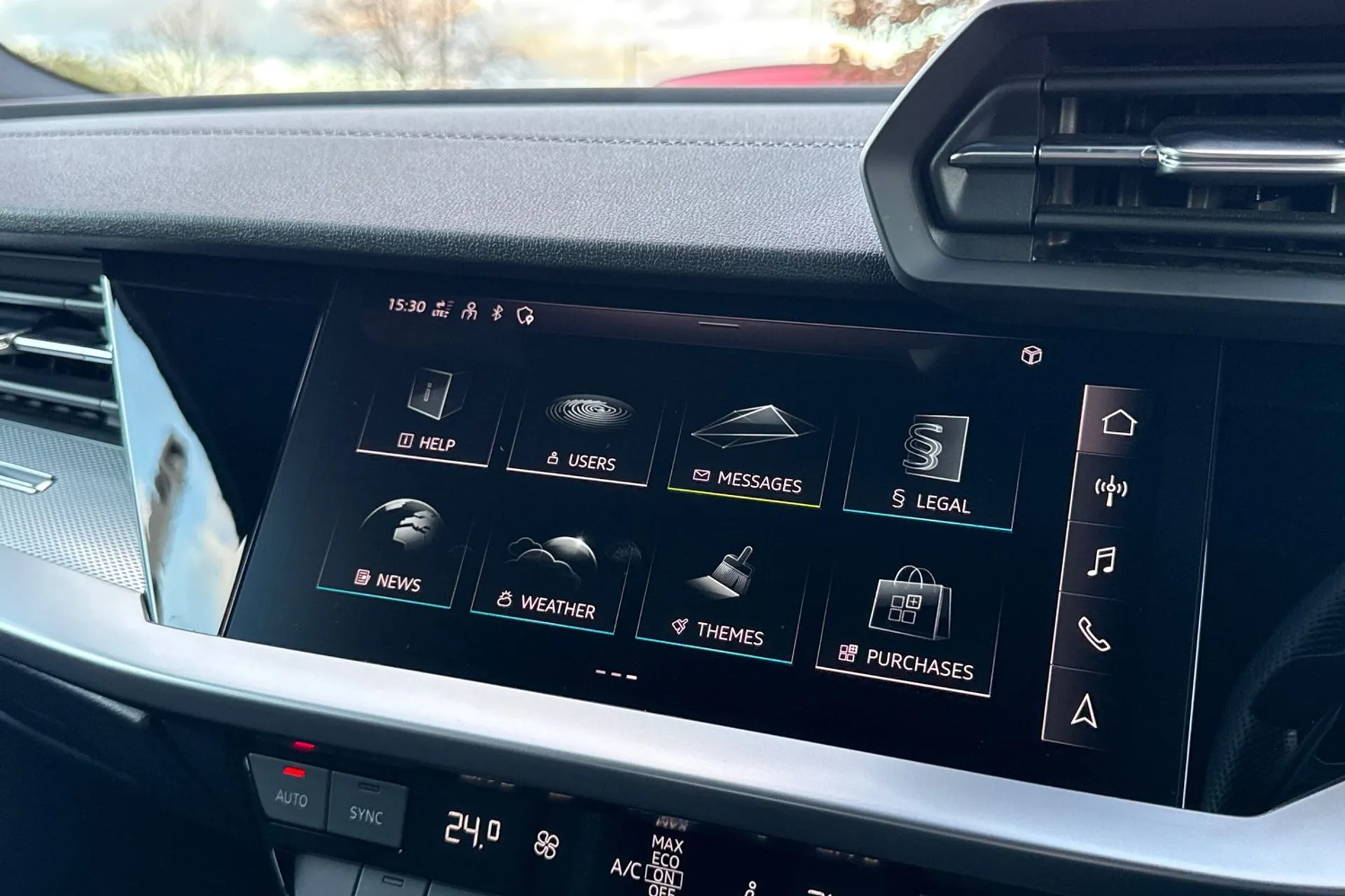 Audi A3 thumbnail image number 28