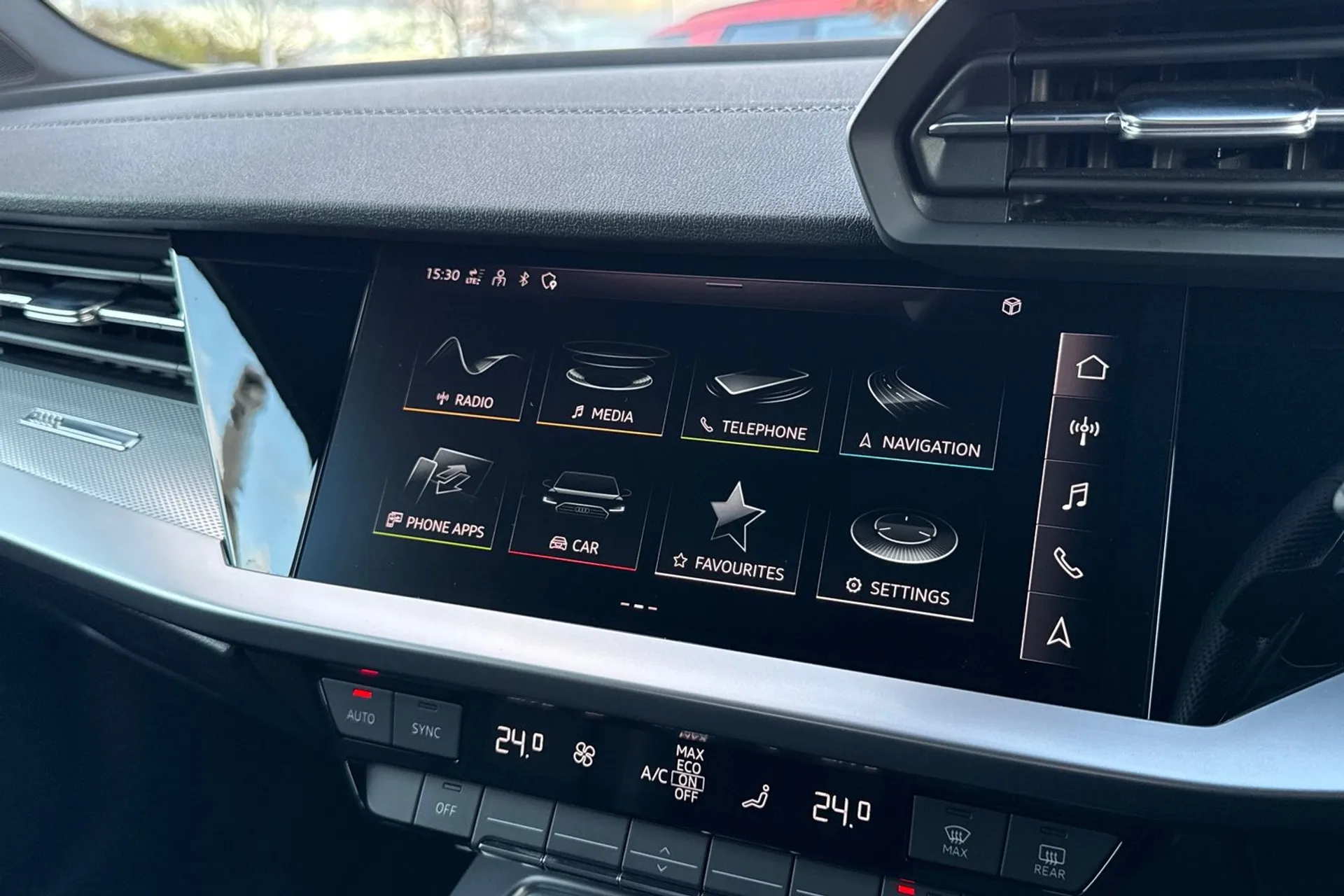 Audi A3 thumbnail image number 26