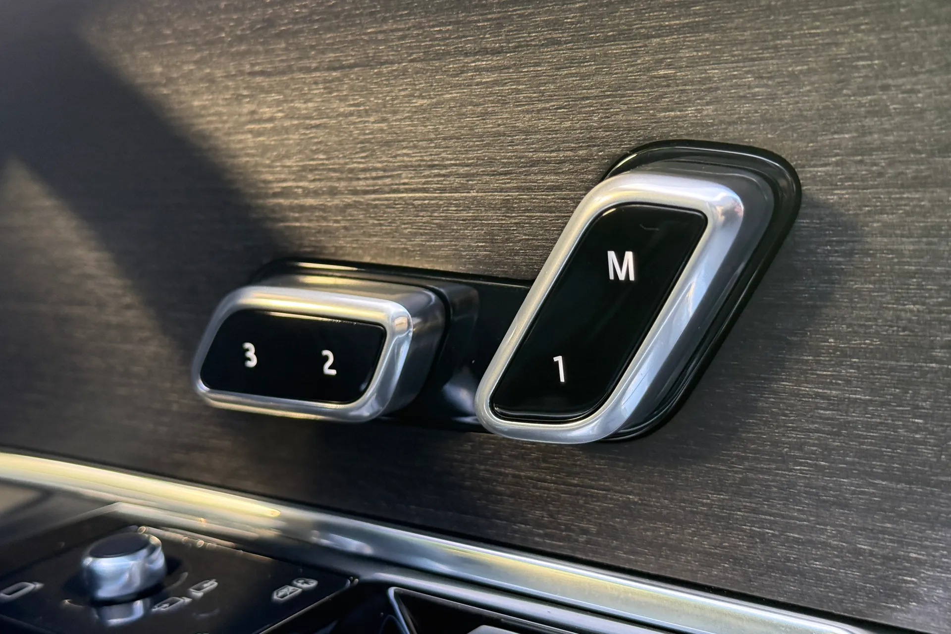 LAND ROVER RANGE ROVER thumbnail image number 55