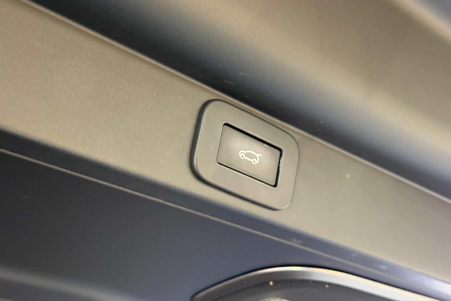 LAND ROVER RANGE ROVER thumbnail image number 47